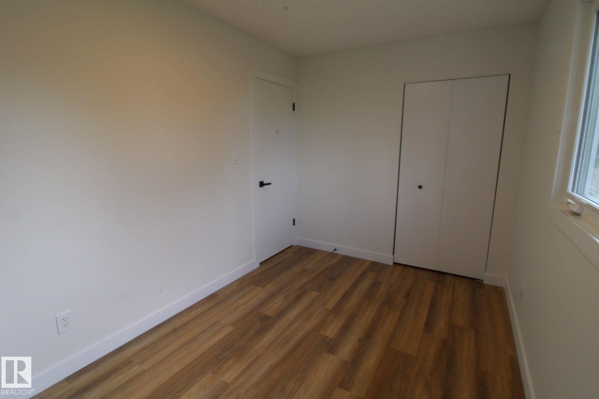 Photo 17 at 4224 110 Street NW, Rideau Park, Edmonton