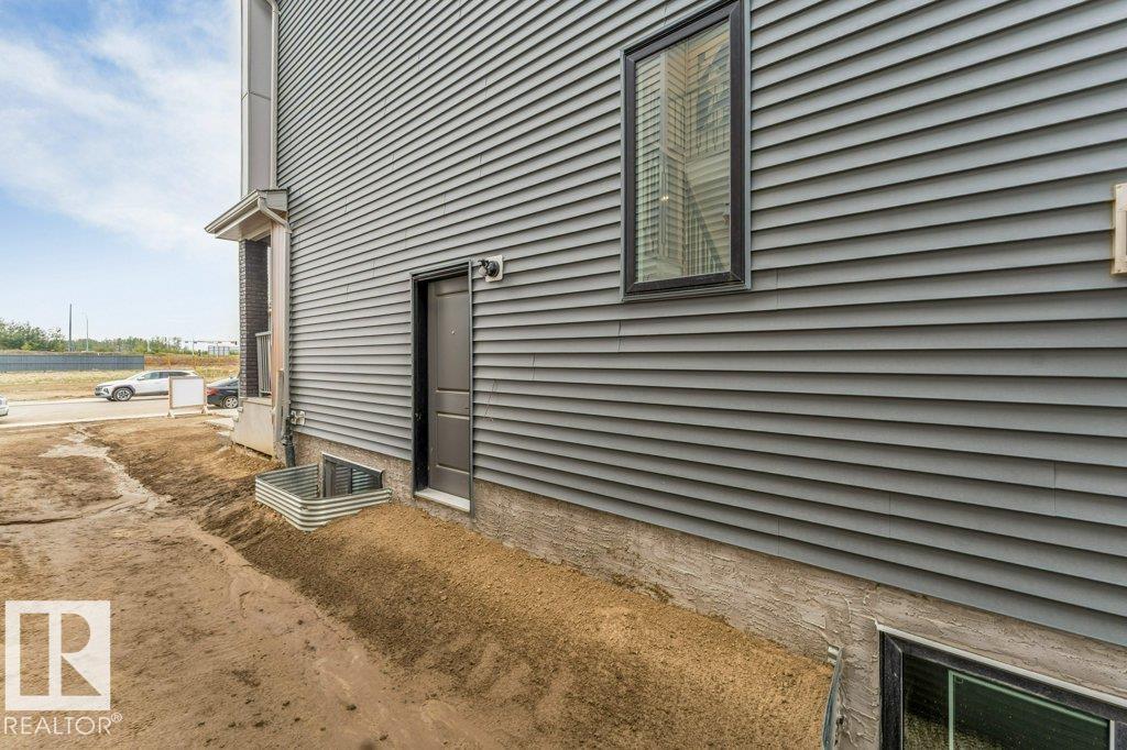 Photo 5 at 3289 Granville Drive NW, Granville, Edmonton