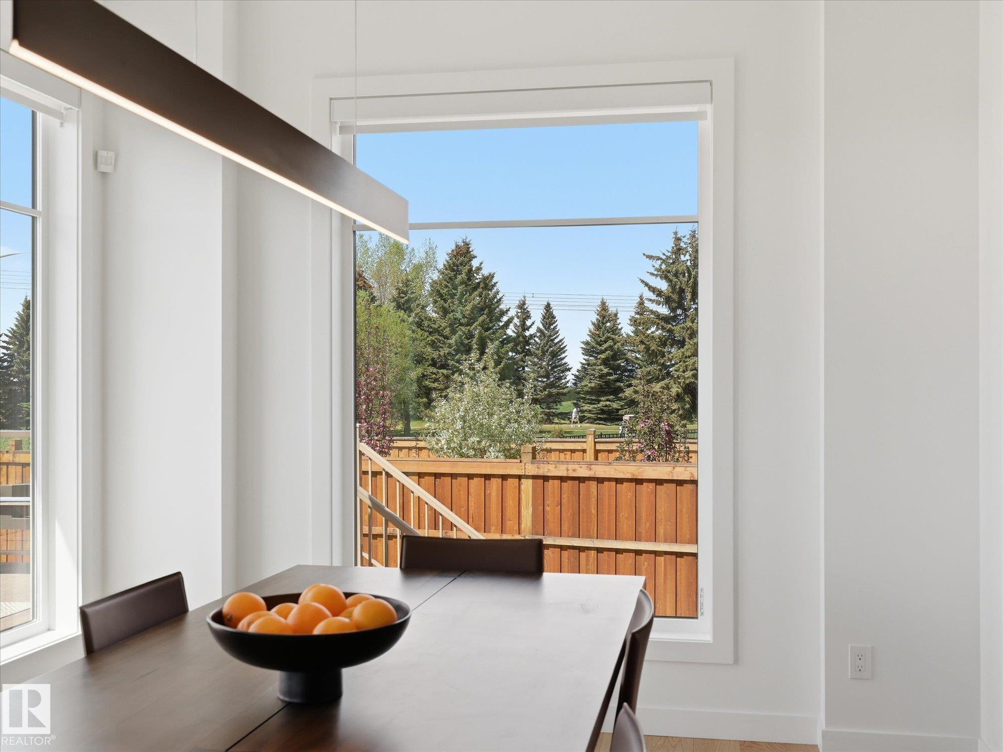 Photo 19 at 1558 Howes Place SW, Hays Ridge Area, Edmonton