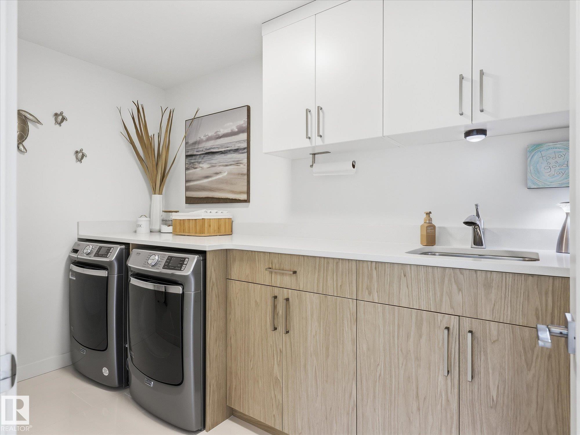Photo 37 at 1558 Howes Place SW, Hays Ridge Area, Edmonton