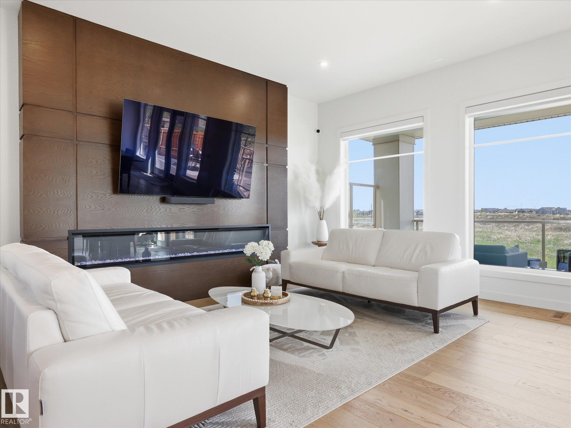 Photo 9 at 1558 Howes Place SW, Hays Ridge Area, Edmonton