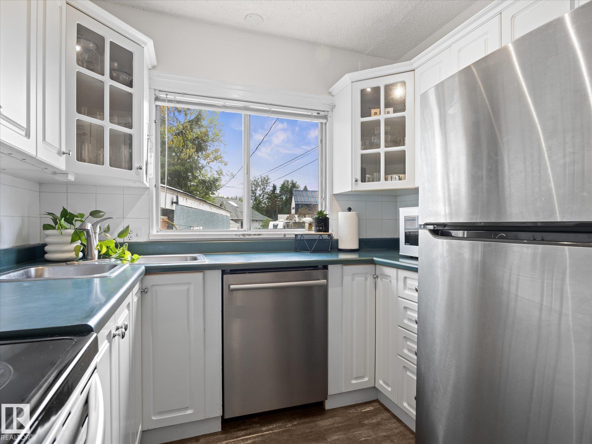 Photo 15 at 13507 110a Avenue NW, North Glenora, Edmonton