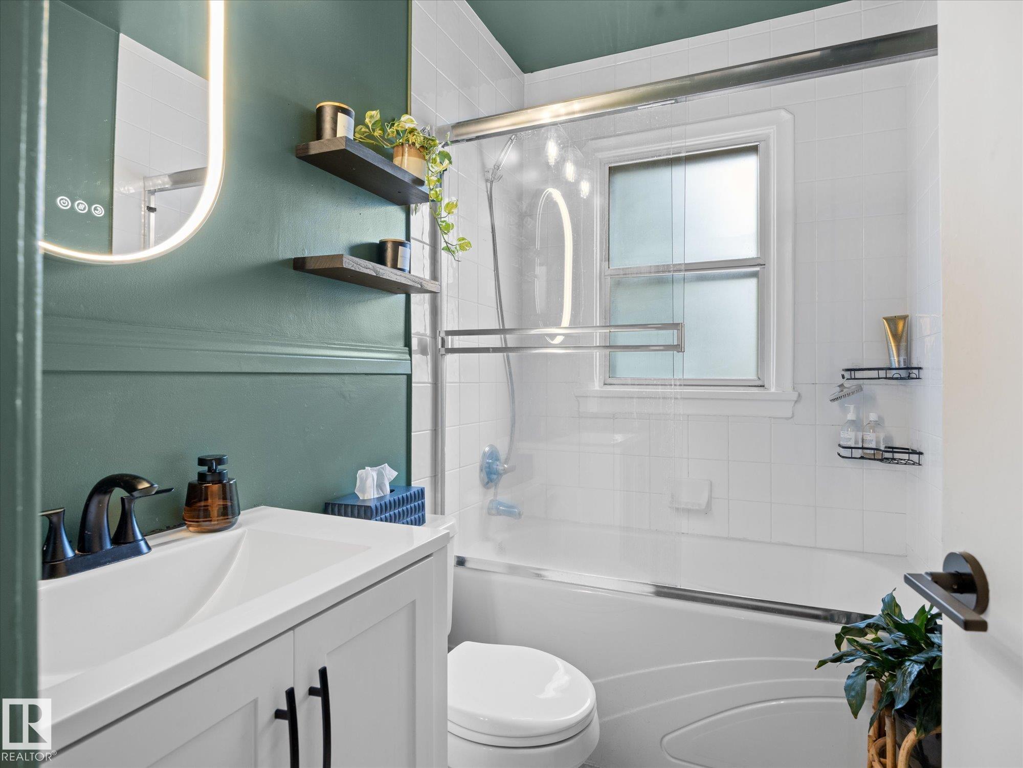 Photo 17 at 13507 110a Avenue NW, North Glenora, Edmonton