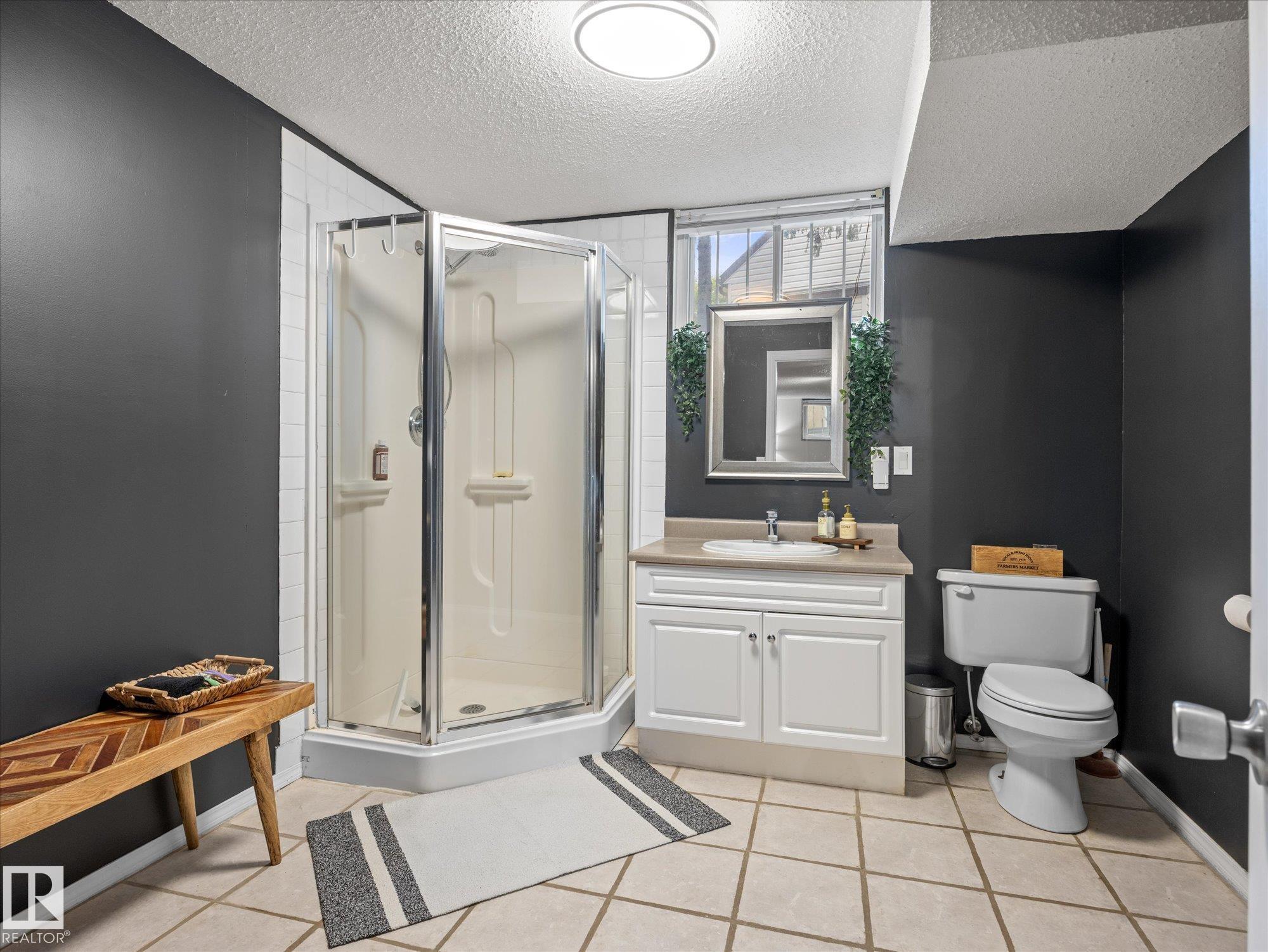 Photo 31 at 13507 110a Avenue NW, North Glenora, Edmonton