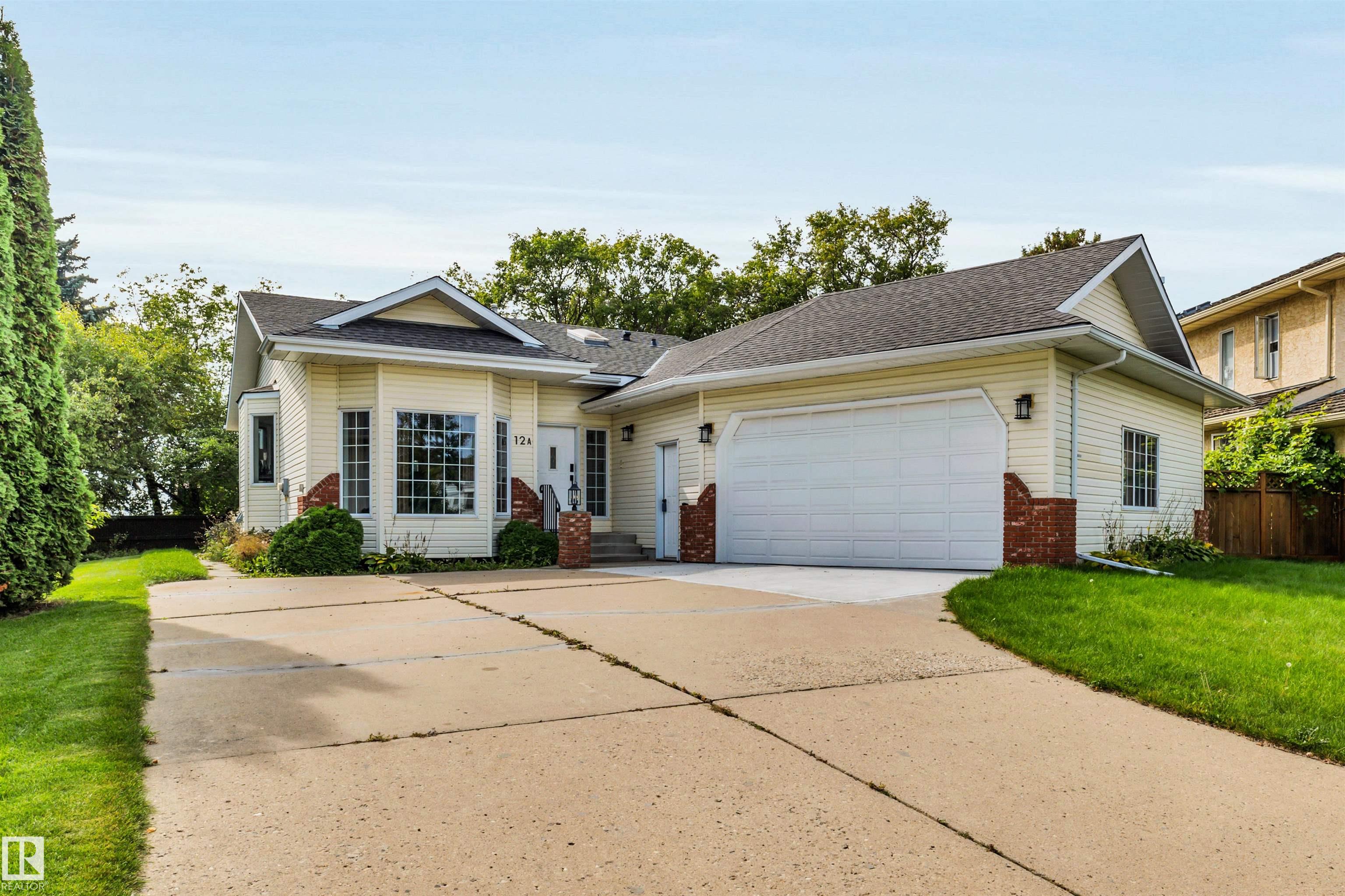 12 A Invermere Place, Inglewood, St. Albert