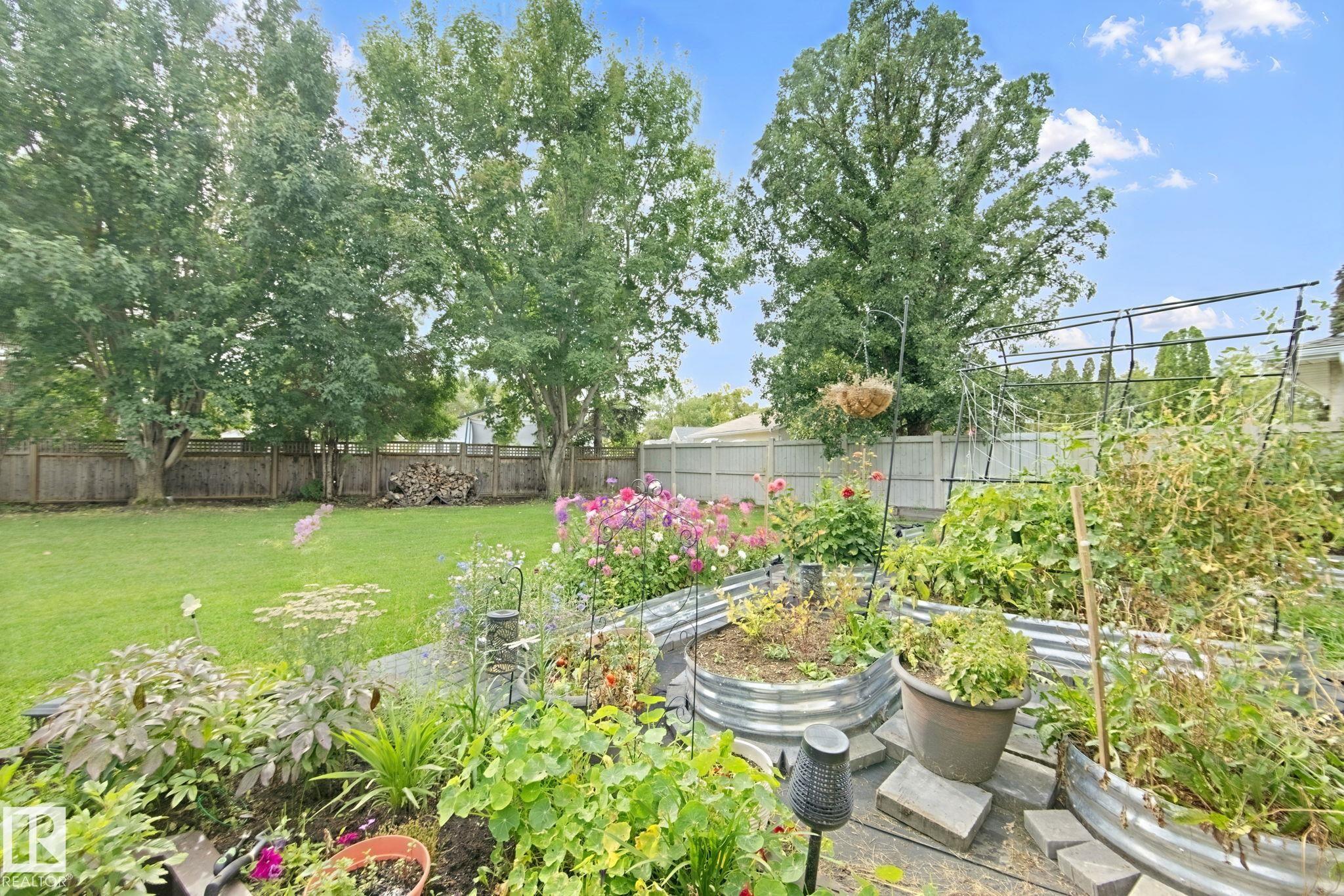 Photo 64 at 5 Labelle Crescent, Lacombe Park, St. Albert