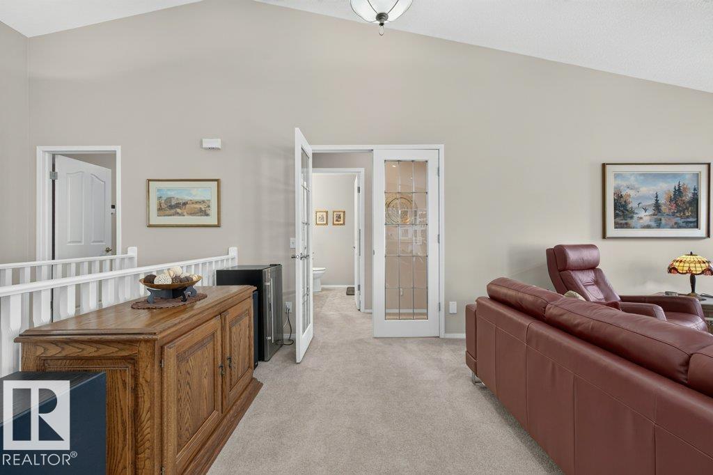 Photo 17 at 17 - 9 Dechene Road NW, Dechene, Edmonton