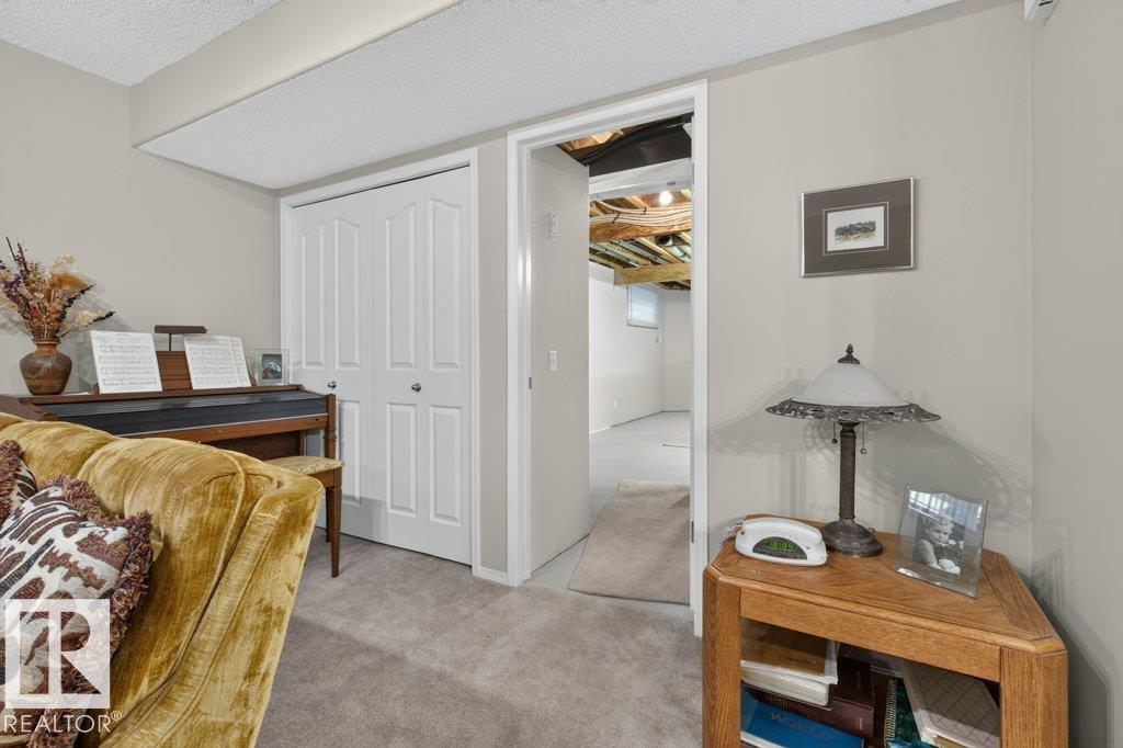 Photo 30 at 17 - 9 Dechene Road NW, Dechene, Edmonton