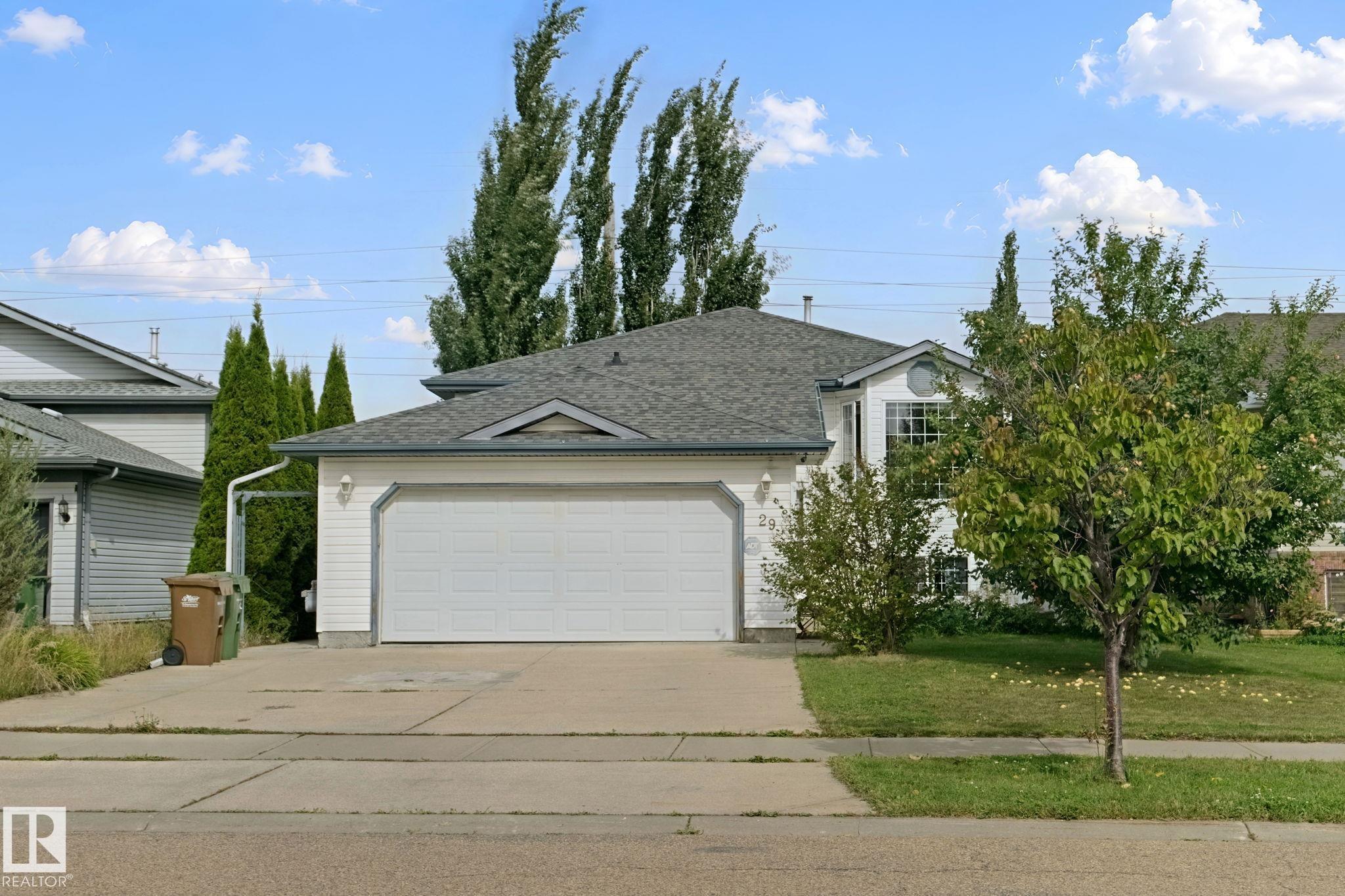 29 Highland Crescent, Heritage Lakes, St. Albert
