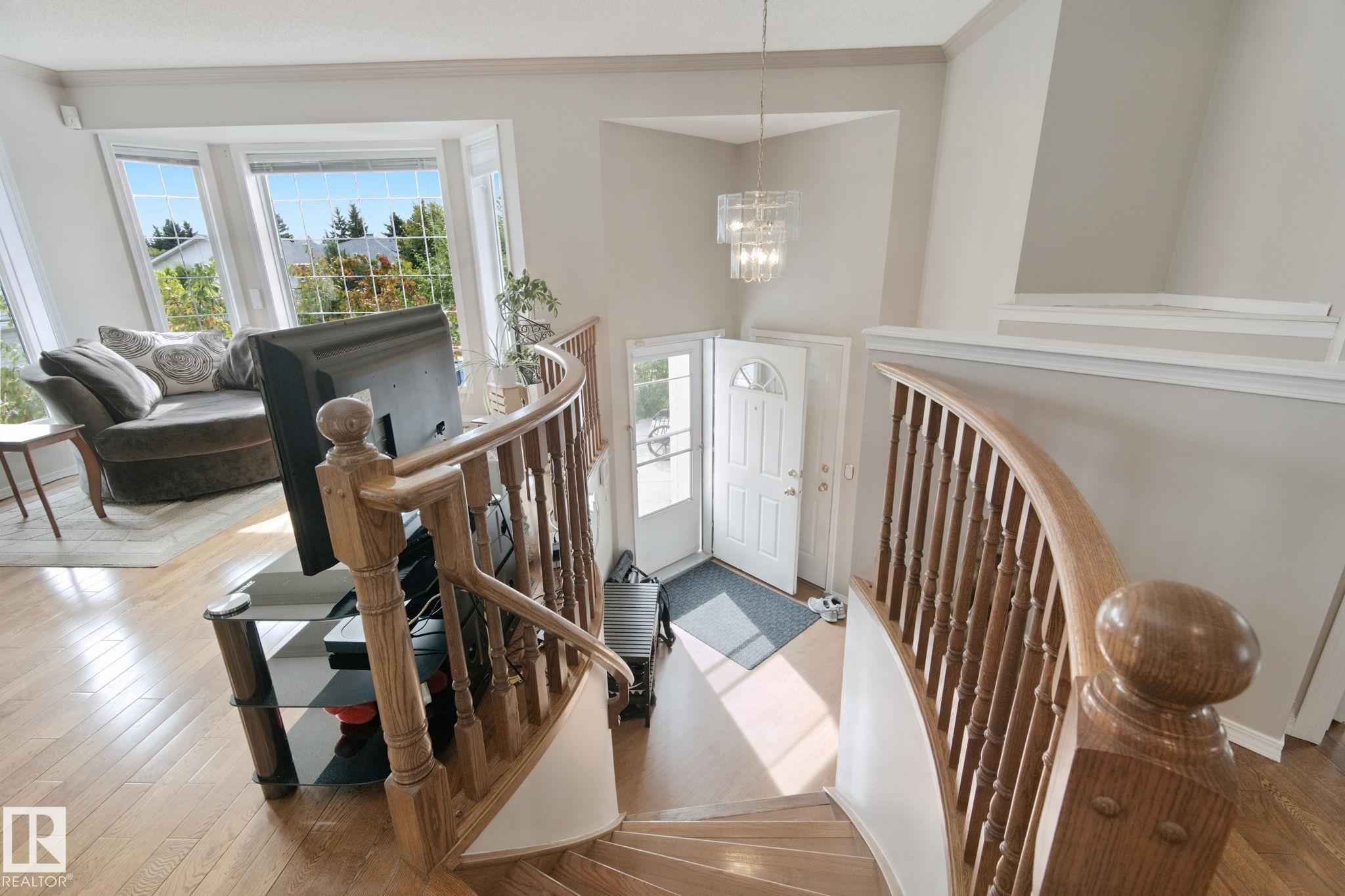 29 Highland Crescent, Heritage Lakes, St. Albert