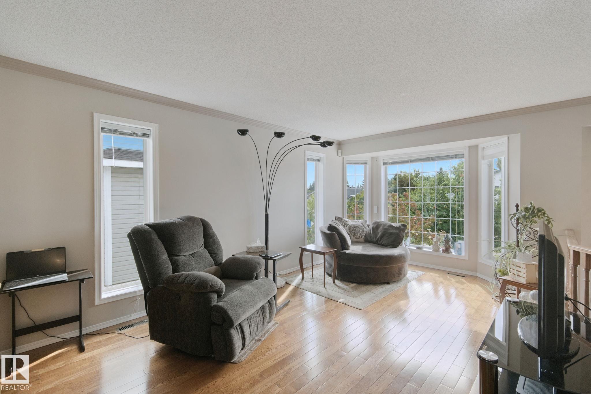 29 Highland Crescent, Heritage Lakes, St. Albert