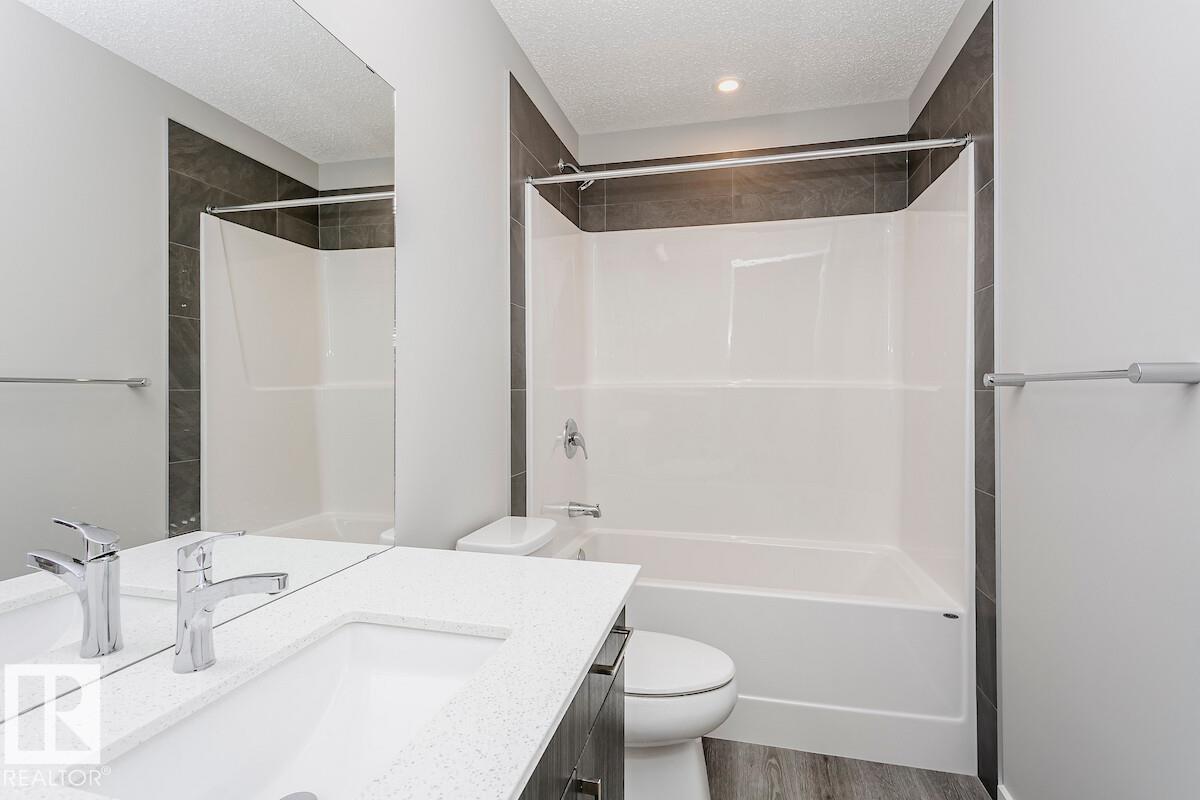 Photo 19 at 328 Hawthorne Way, Woodbend, Leduc