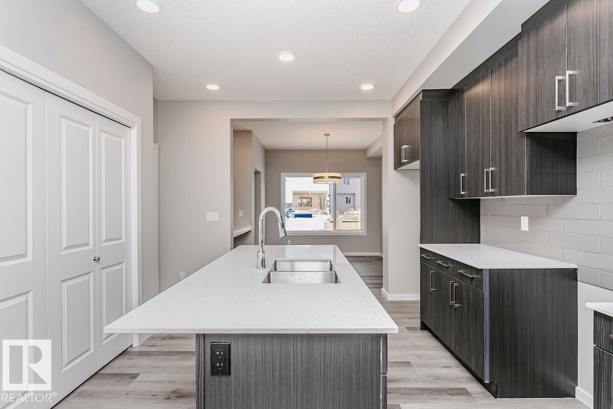Photo 8 at 328 Hawthorne Way, Woodbend, Leduc