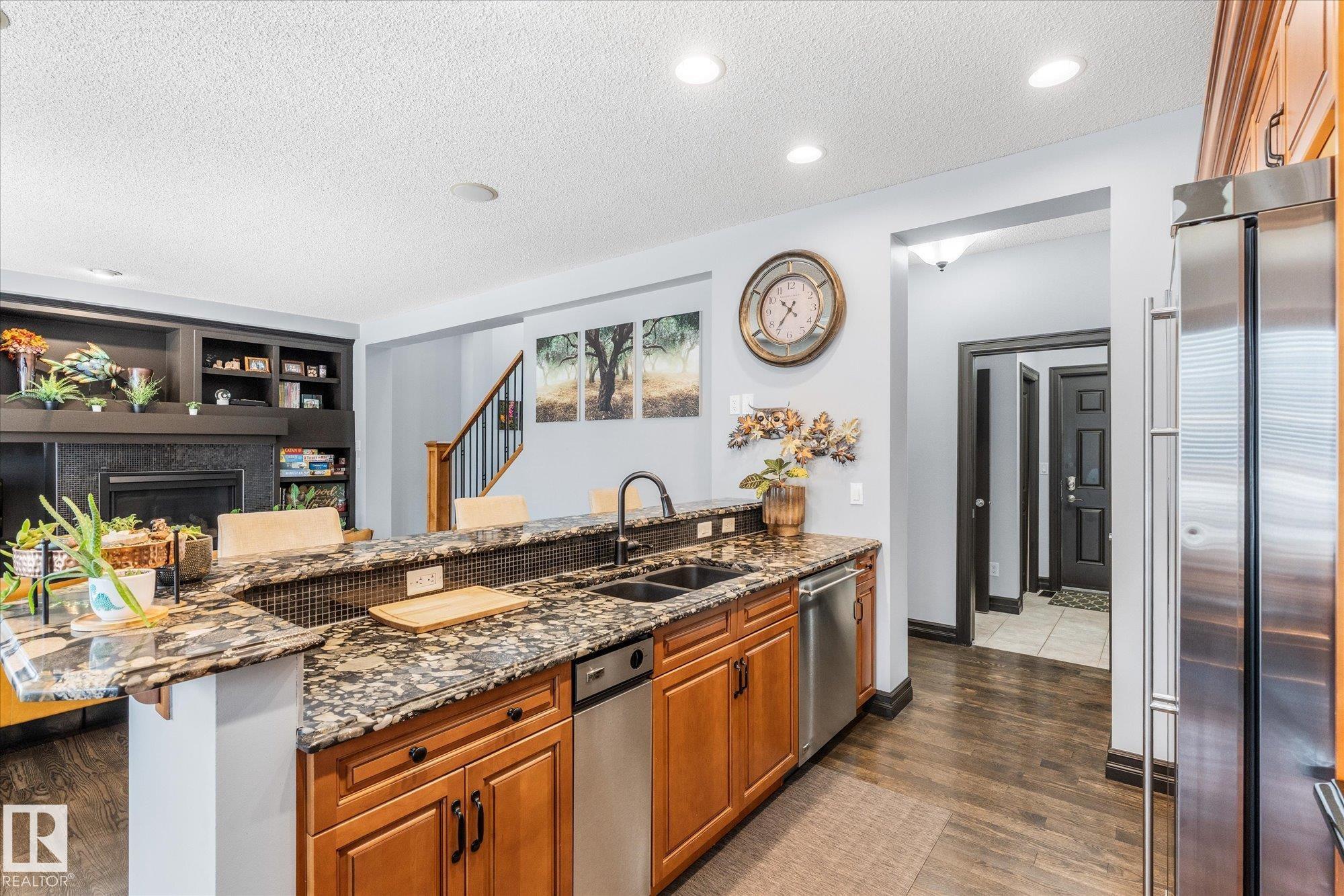 Photo 12 at 9 Becker Crescent, South Pointe, Fort Saskatchewan