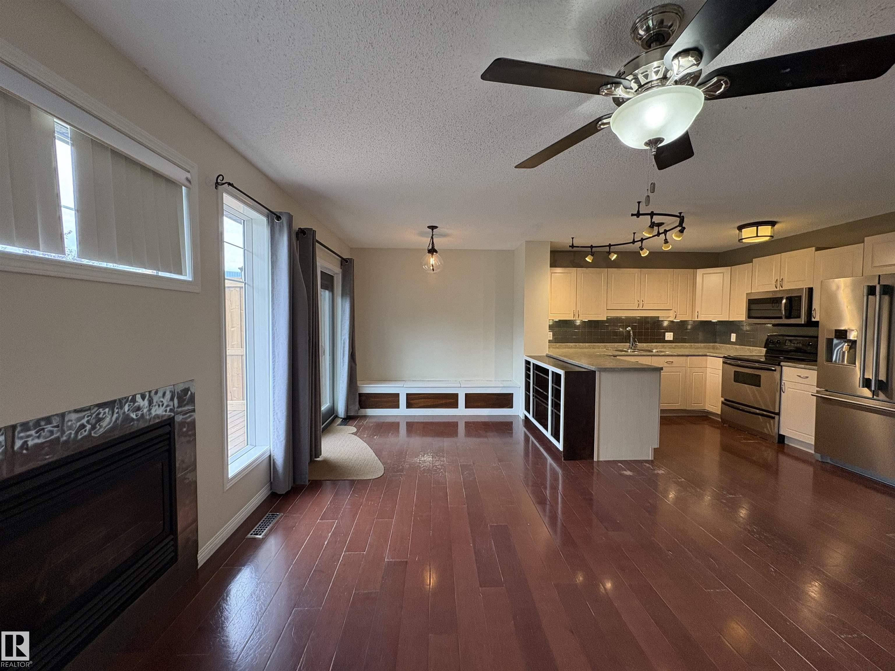 Photo 7 at 12248 16 Avenue SW, Rutherford, Edmonton