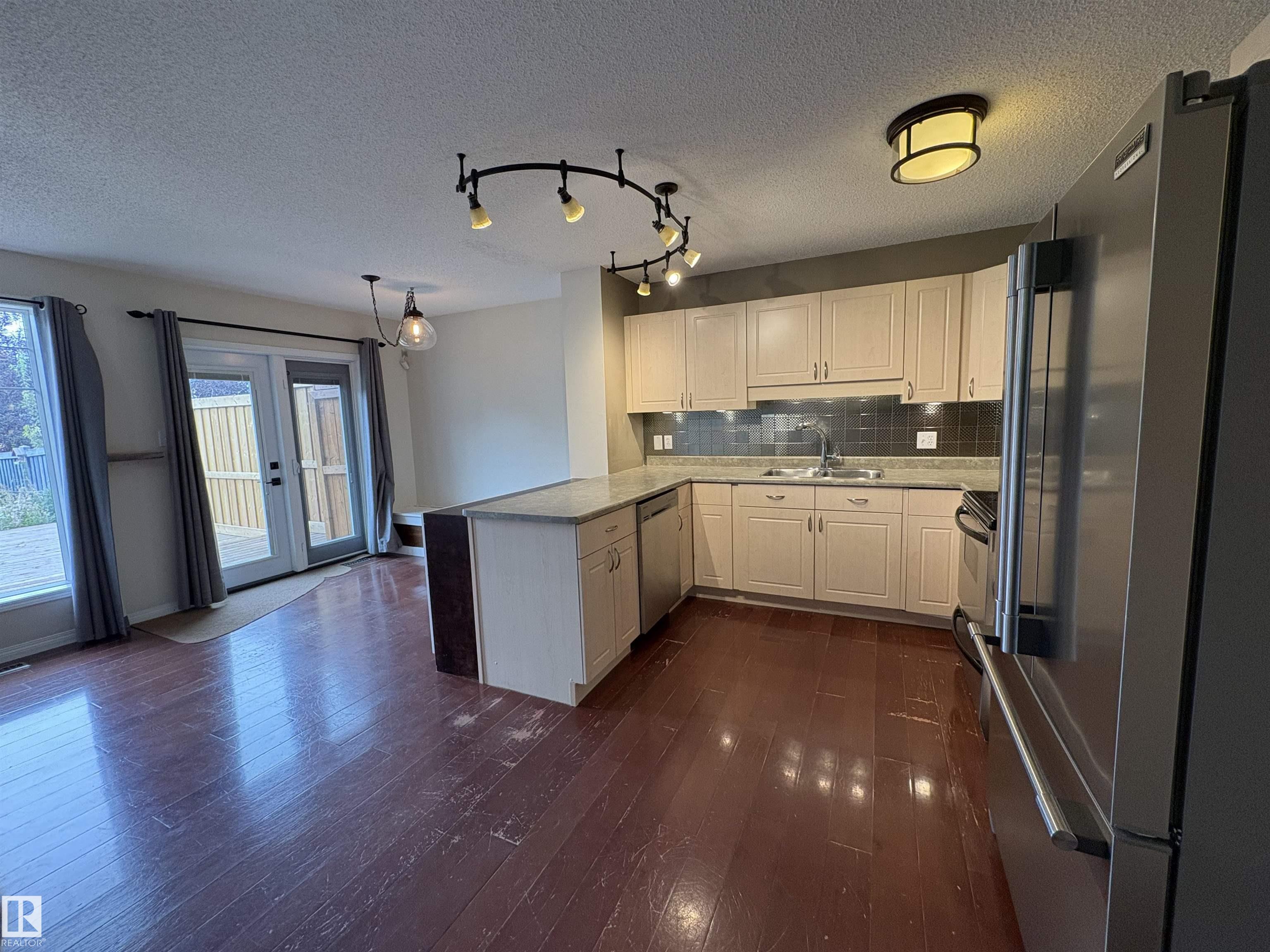 Photo 8 at 12248 16 Avenue SW, Rutherford, Edmonton