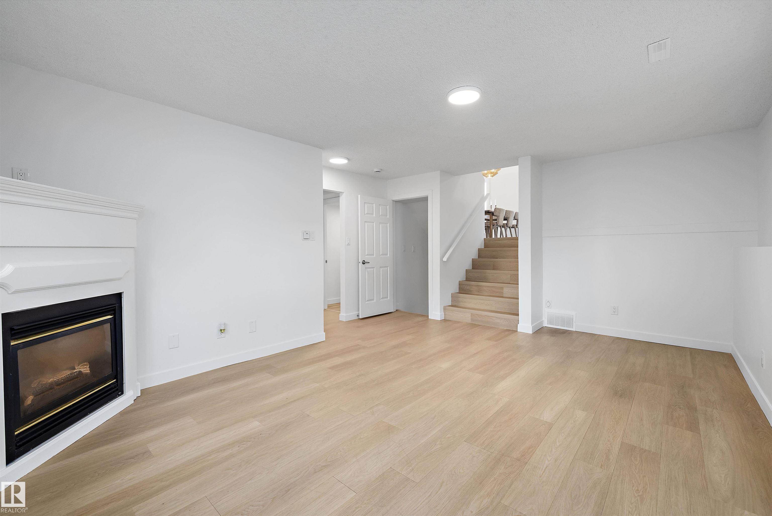 Photo 32 at 12 Danbridge Place, Deer Ridge, St. Albert