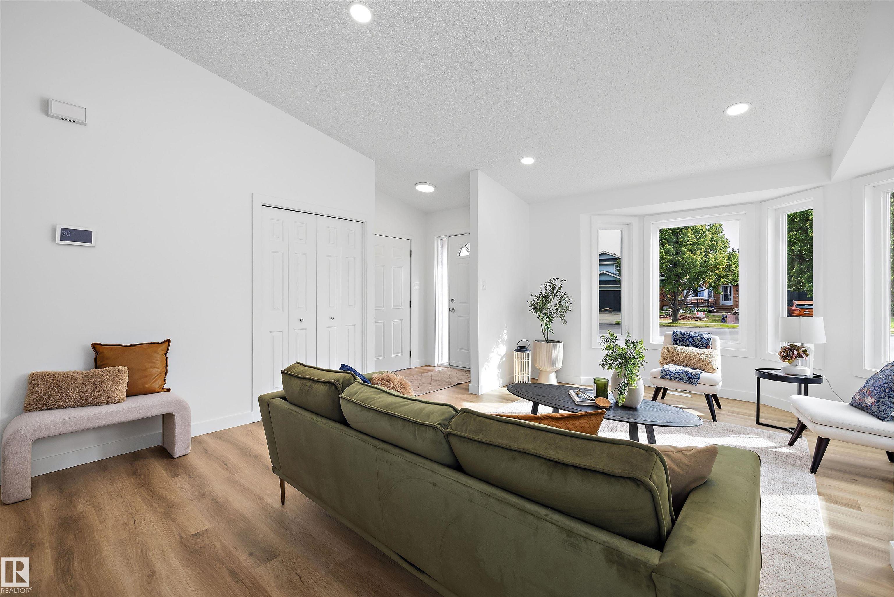 Photo 7 at 12 Danbridge Place, Deer Ridge, St. Albert