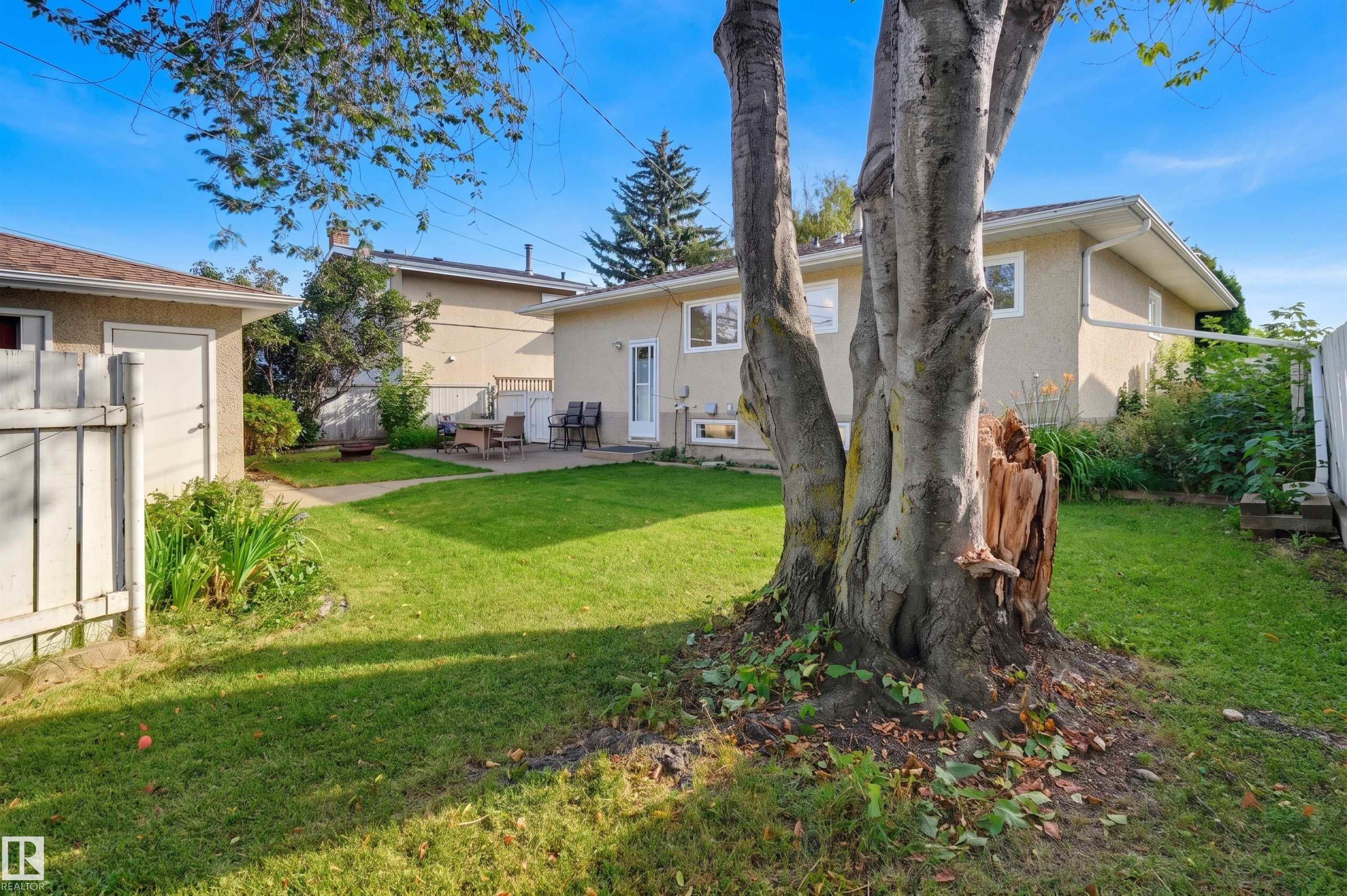 Photo 35 at 9122 167 Street NW, West Meadowlark Park, Edmonton