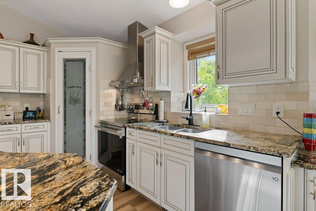 Photo 11 at 27 Douziech Close, Deer Ridge, St. Albert