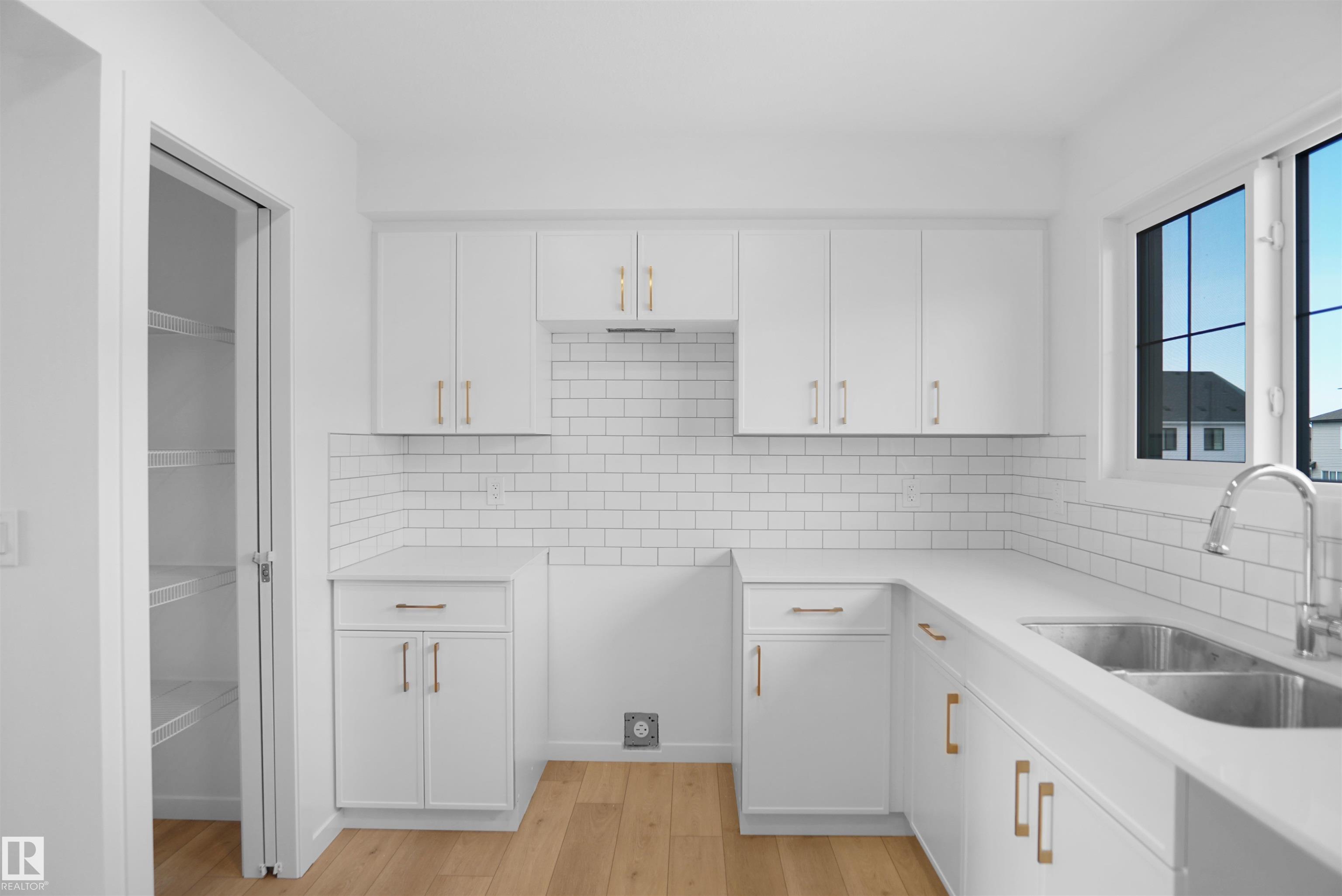 Photo 11 at 10 - 150 Cashman Crescent SW, Cashman, Edmonton