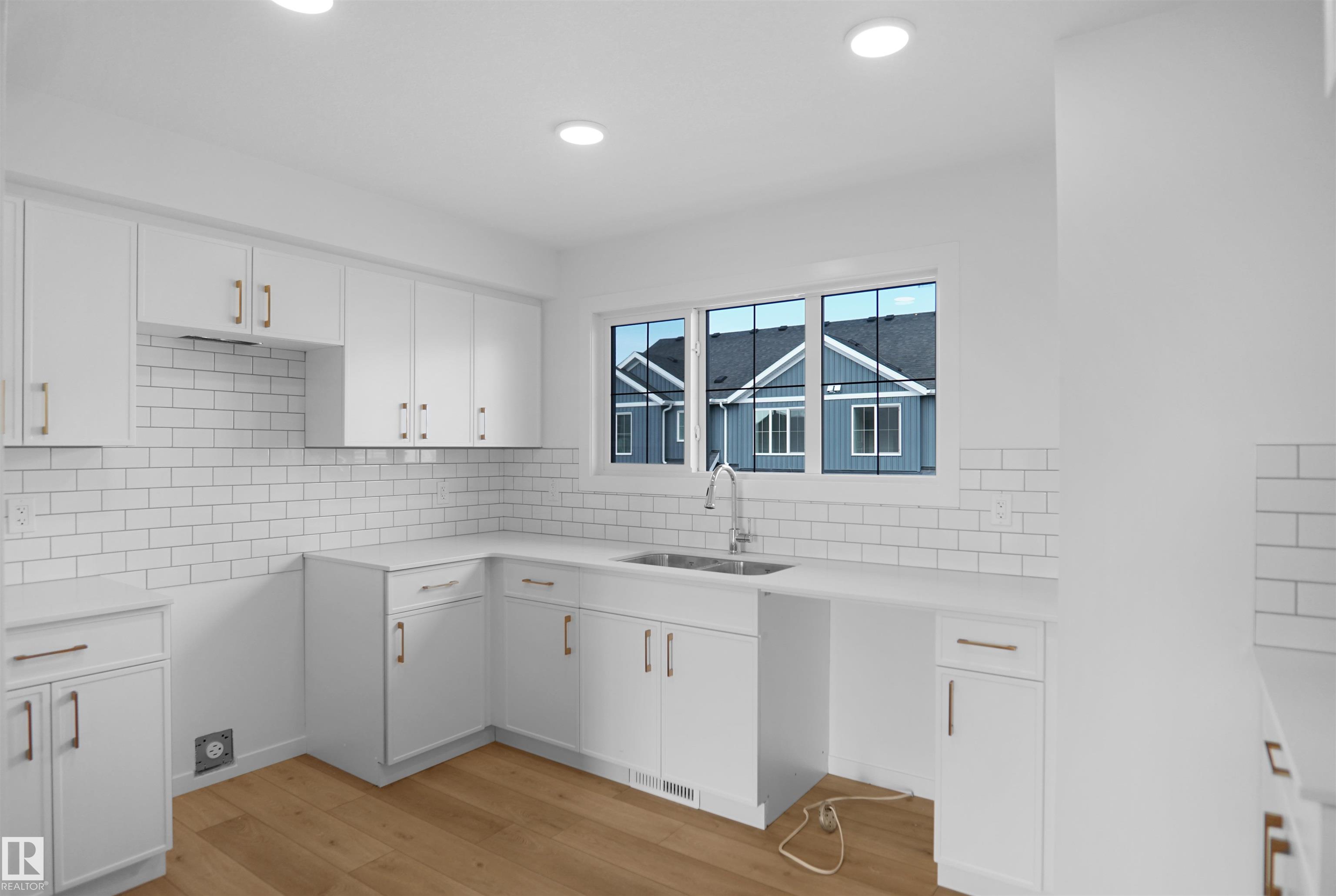 Photo 10 at 10 - 150 Cashman Crescent SW, Cashman, Edmonton