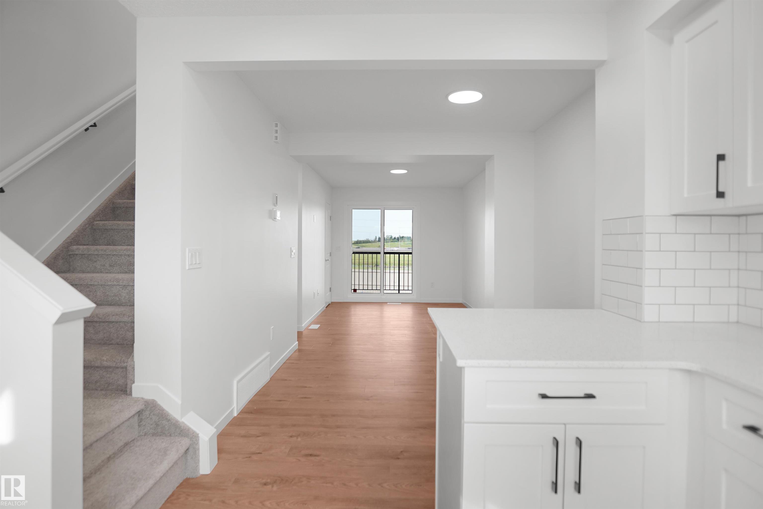 Photo 12 at 1429 9 Street NW, Aster, Edmonton