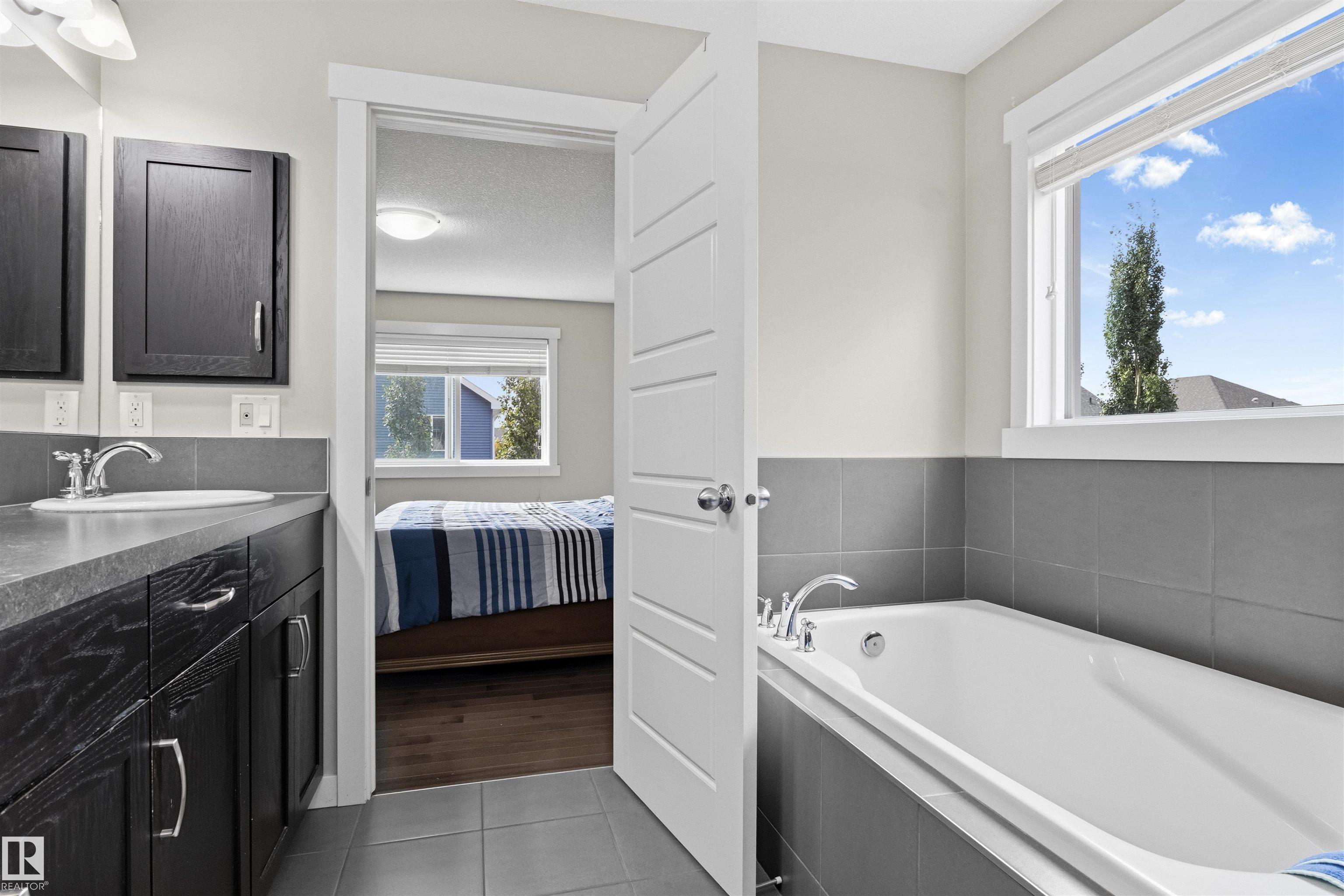 Photo 34 at 8515 19 Avenue SW, Summerside, Edmonton