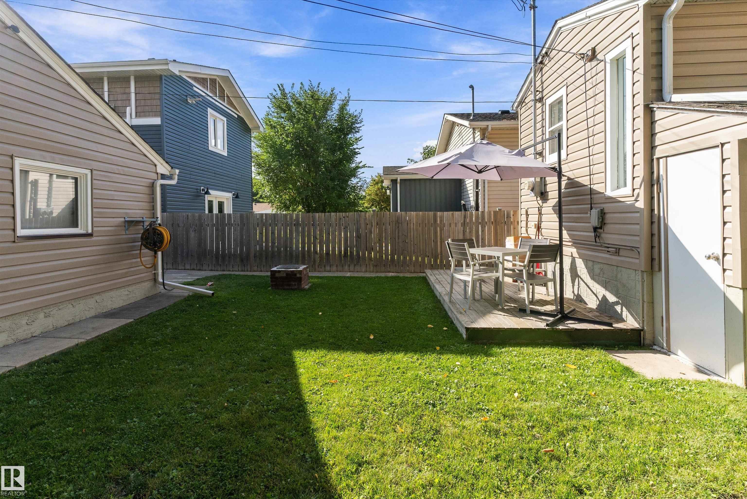 Listing photo thumbnail