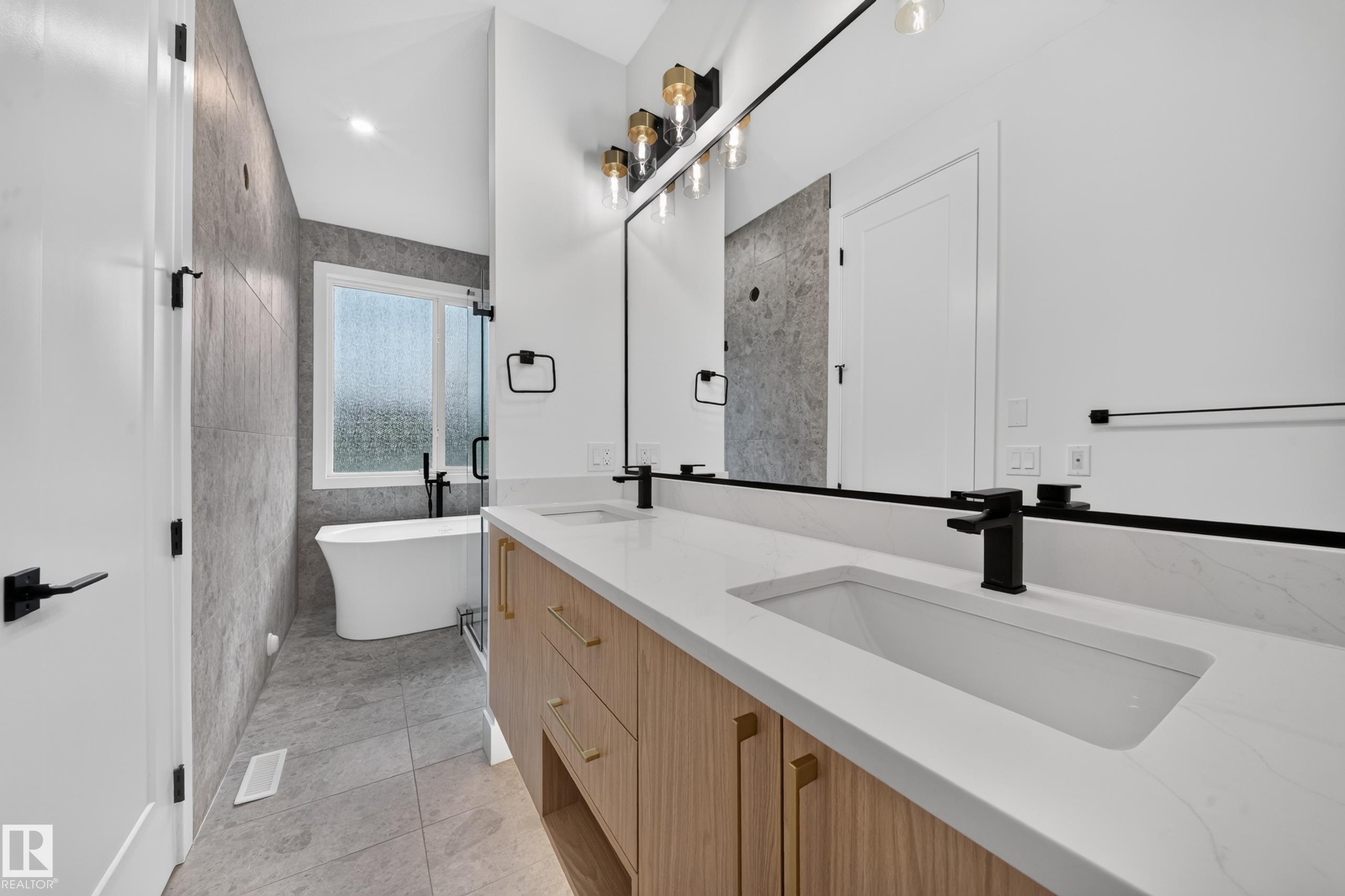Photo 25 at 14610 85 Avenue NW, Laurier Heights, Edmonton