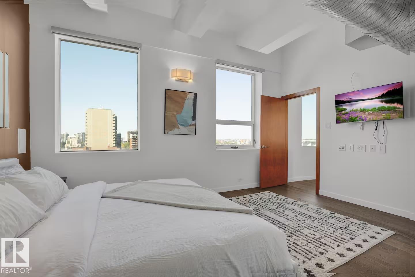 Photo 16 at 701 - 10105 109 Street NW, Downtown, Edmonton