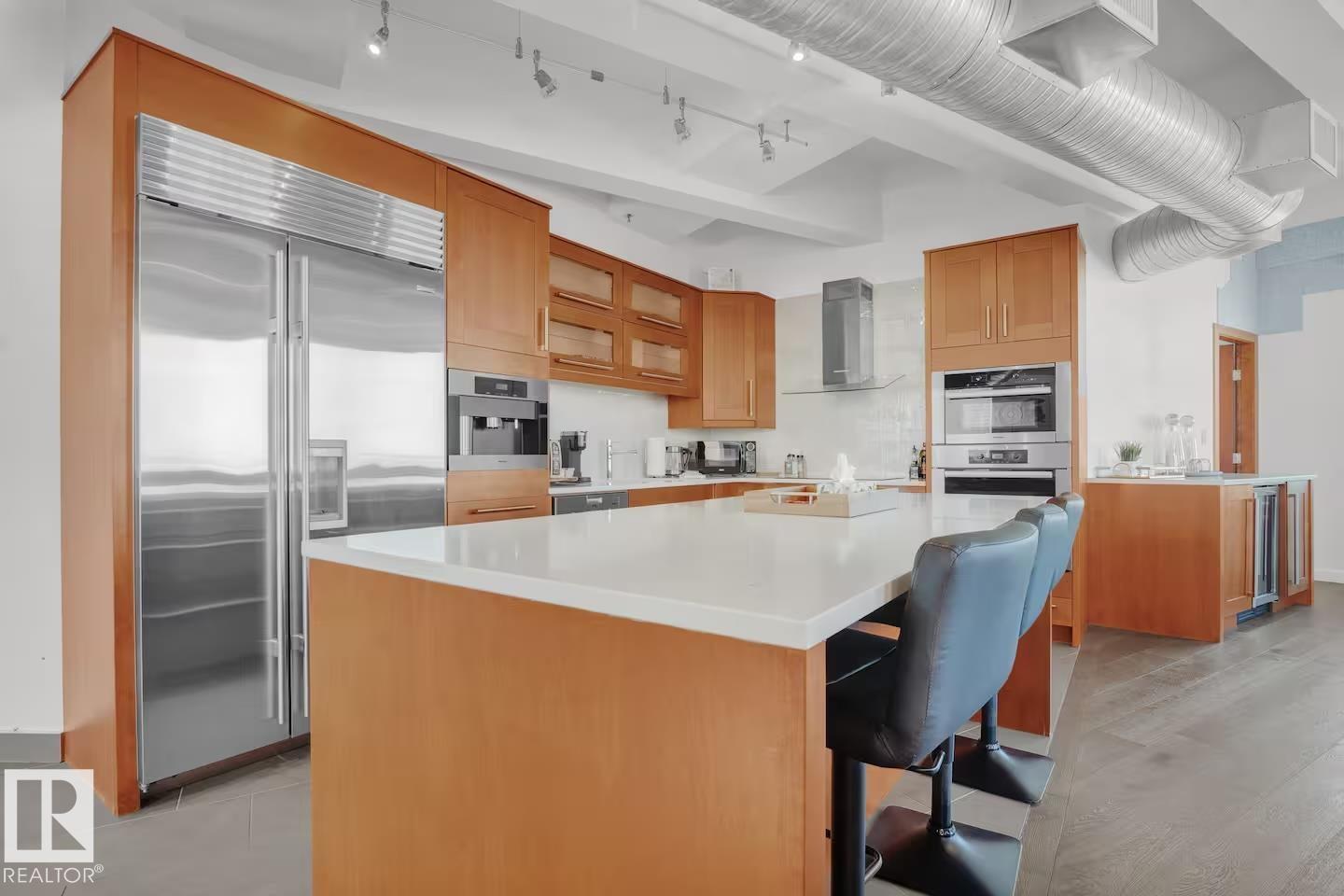 Photo 7 at 701 - 10105 109 Street NW, Downtown, Edmonton