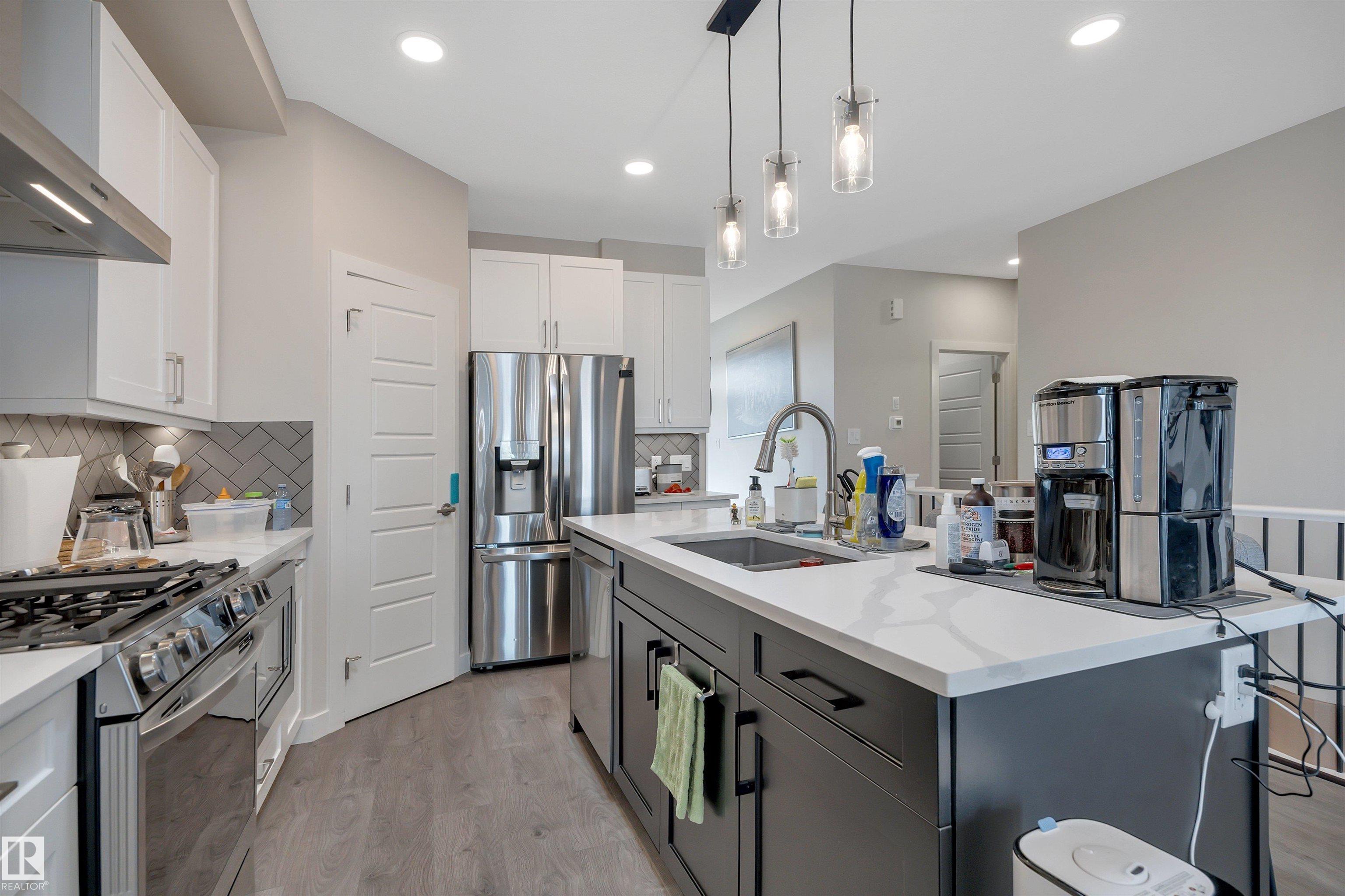 Photo 11 at 54 Calista Way, Copperhaven, Spruce Grove