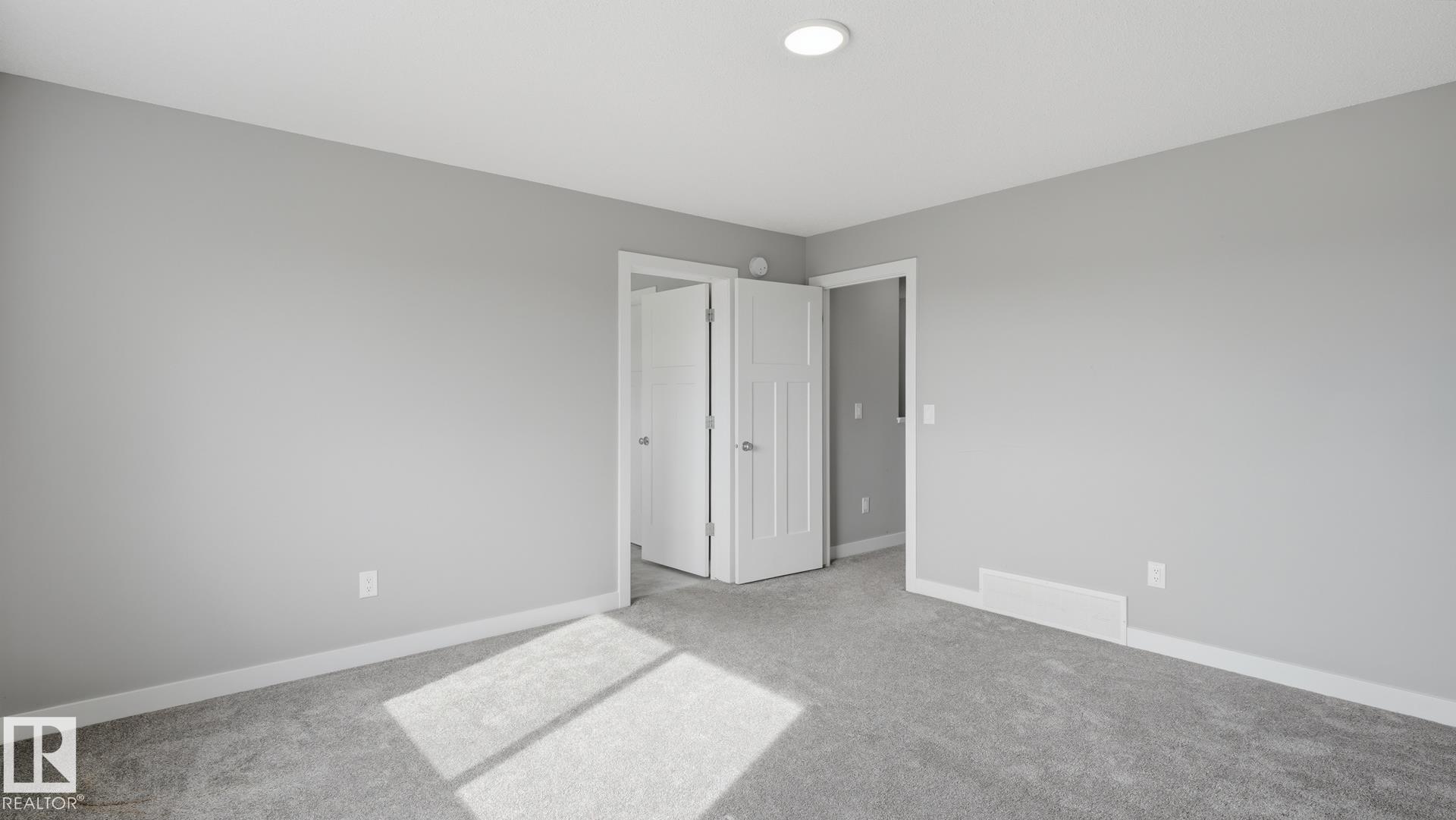 Photo 20 at 3004 9 Street NW, Maple Crest, Edmonton