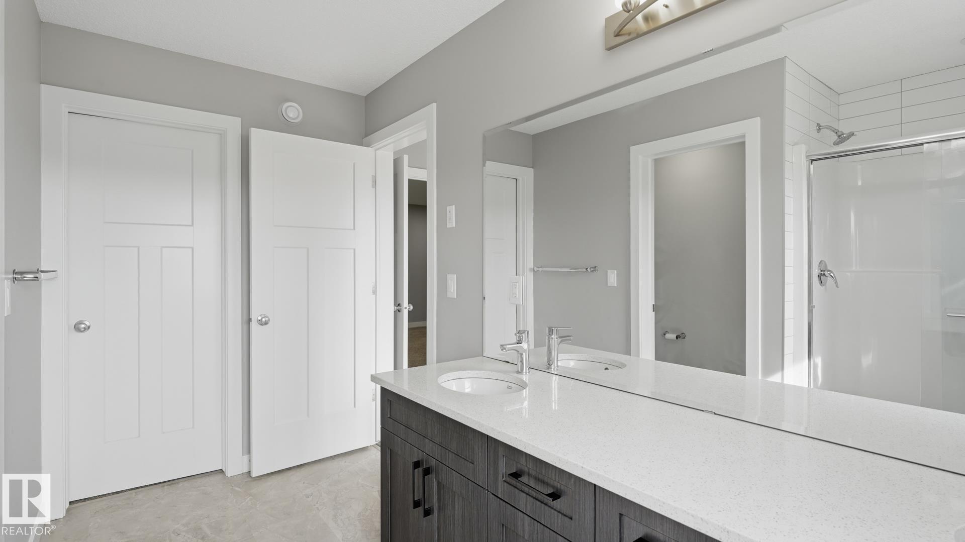 Photo 22 at 3004 9 Street NW, Maple Crest, Edmonton