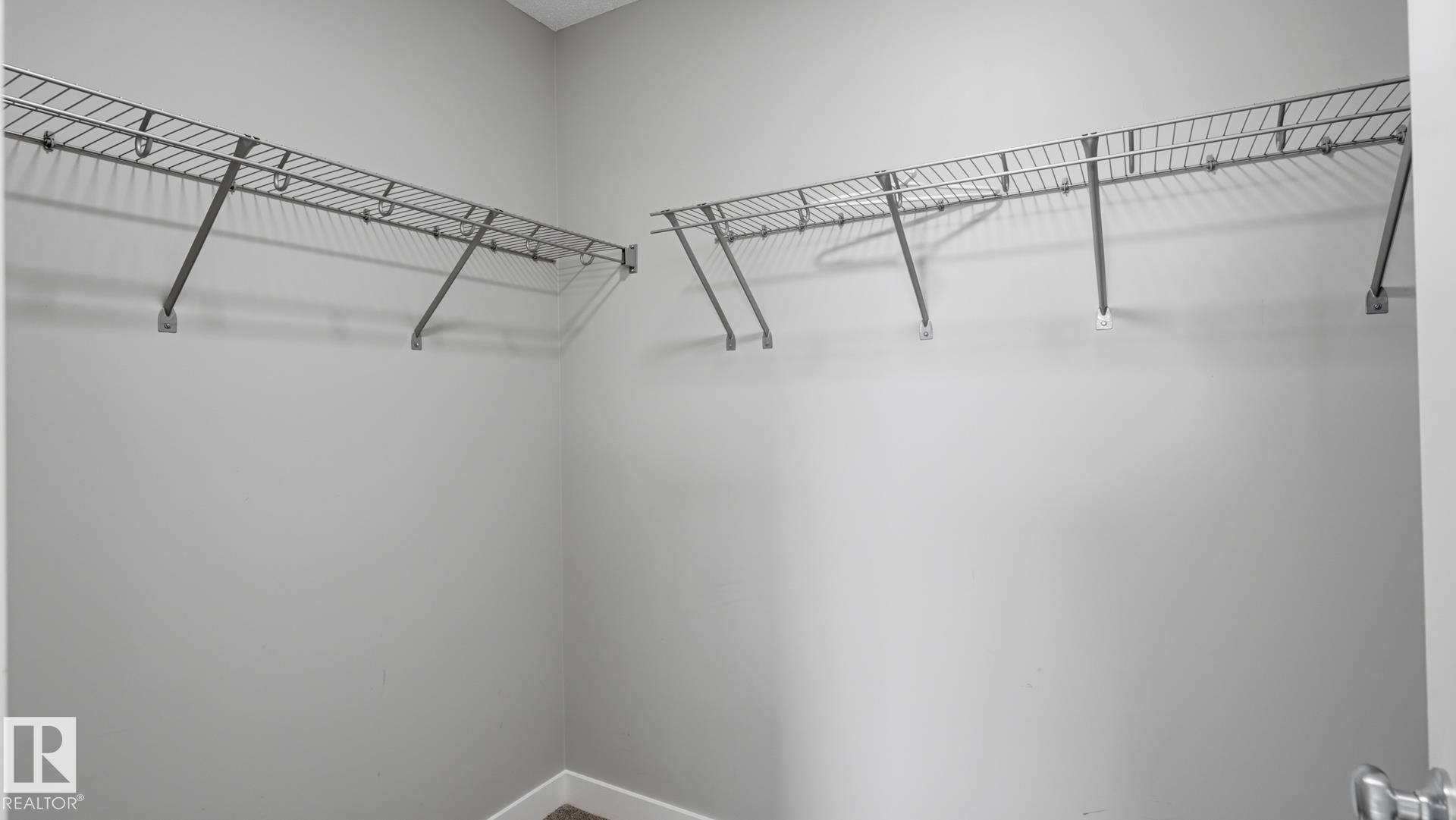 Photo 23 at 3004 9 Street NW, Maple Crest, Edmonton