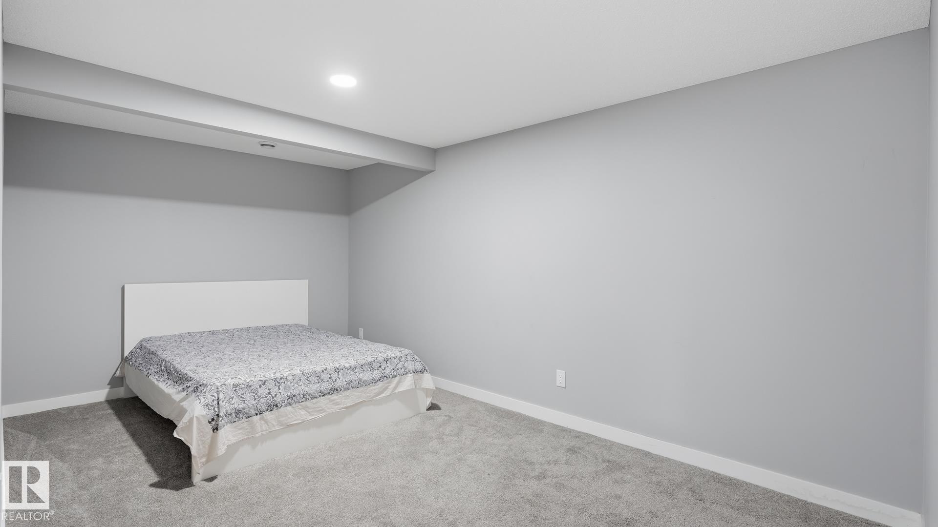 Photo 37 at 3004 9 Street NW, Maple Crest, Edmonton
