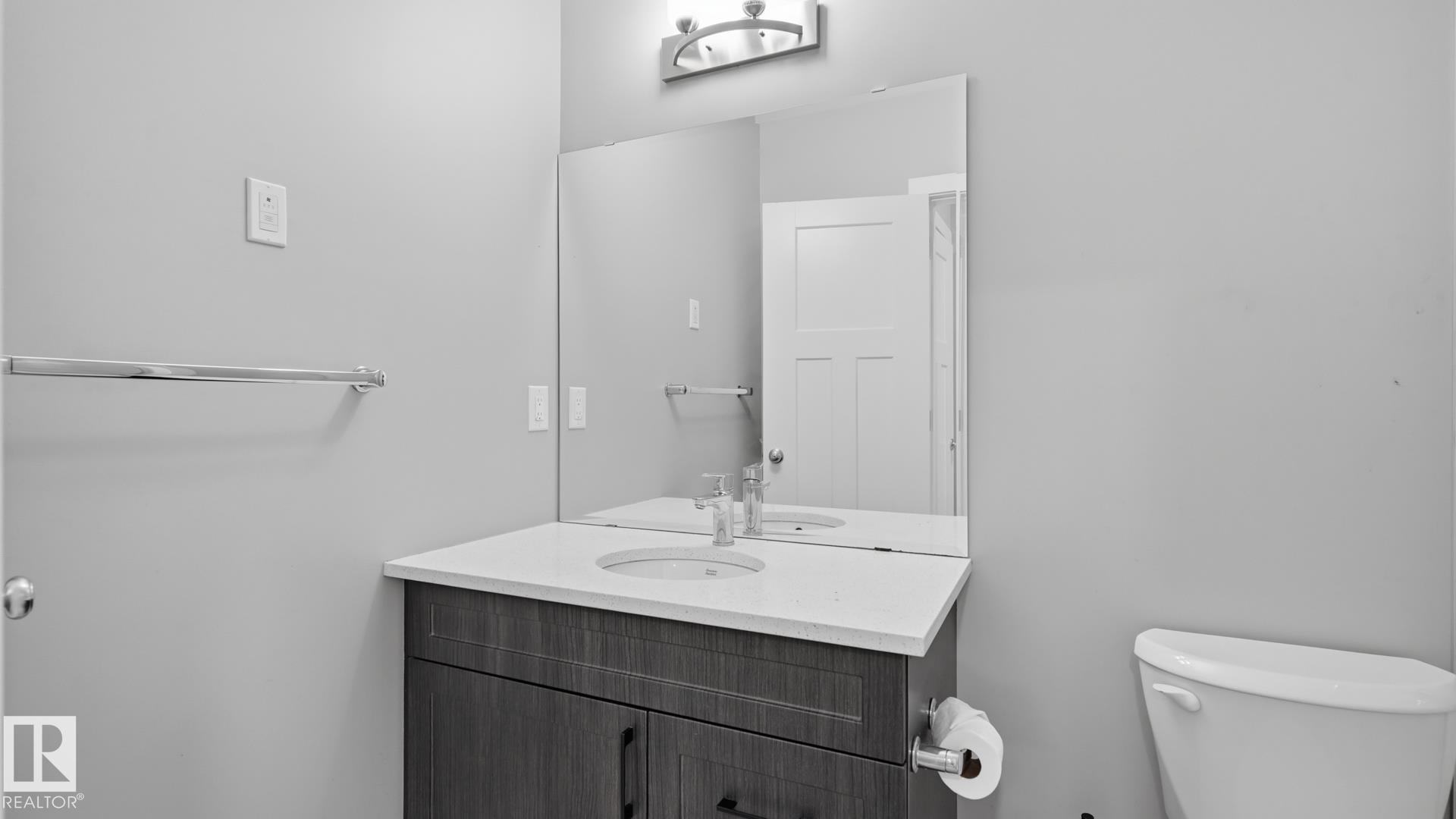 Photo 41 at 3004 9 Street NW, Maple Crest, Edmonton