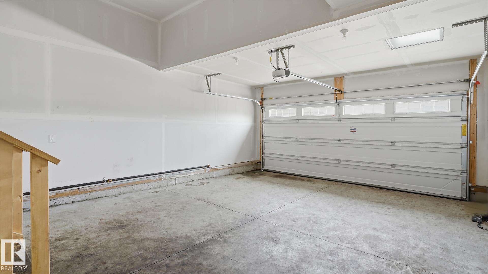 Photo 43 at 3004 9 Street NW, Maple Crest, Edmonton