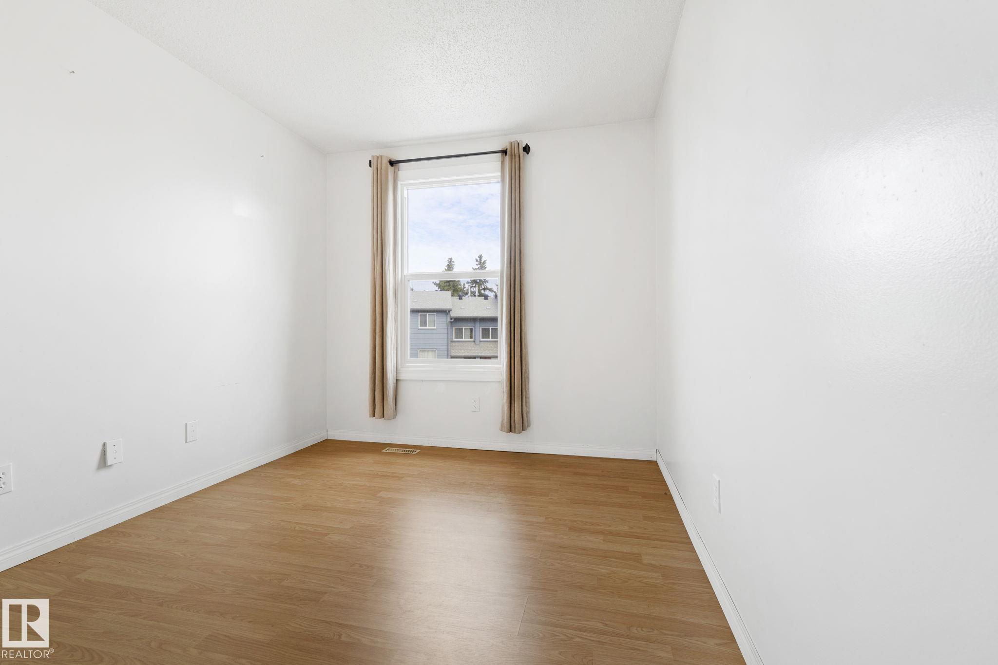 Photo 27 at 3122 142 Avenue NW, Hairsine, Edmonton
