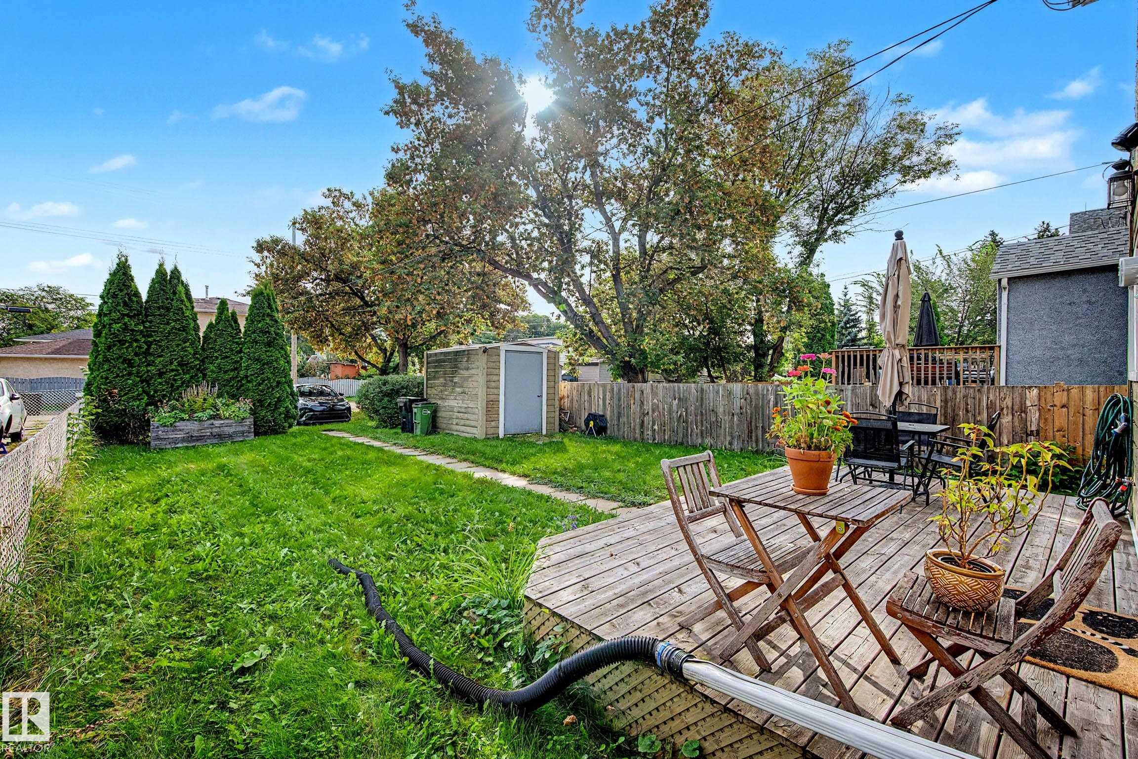 Listing photo thumbnail
