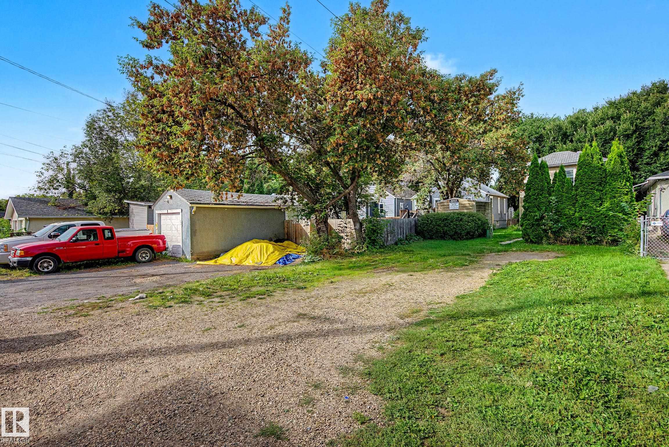 Listing photo thumbnail