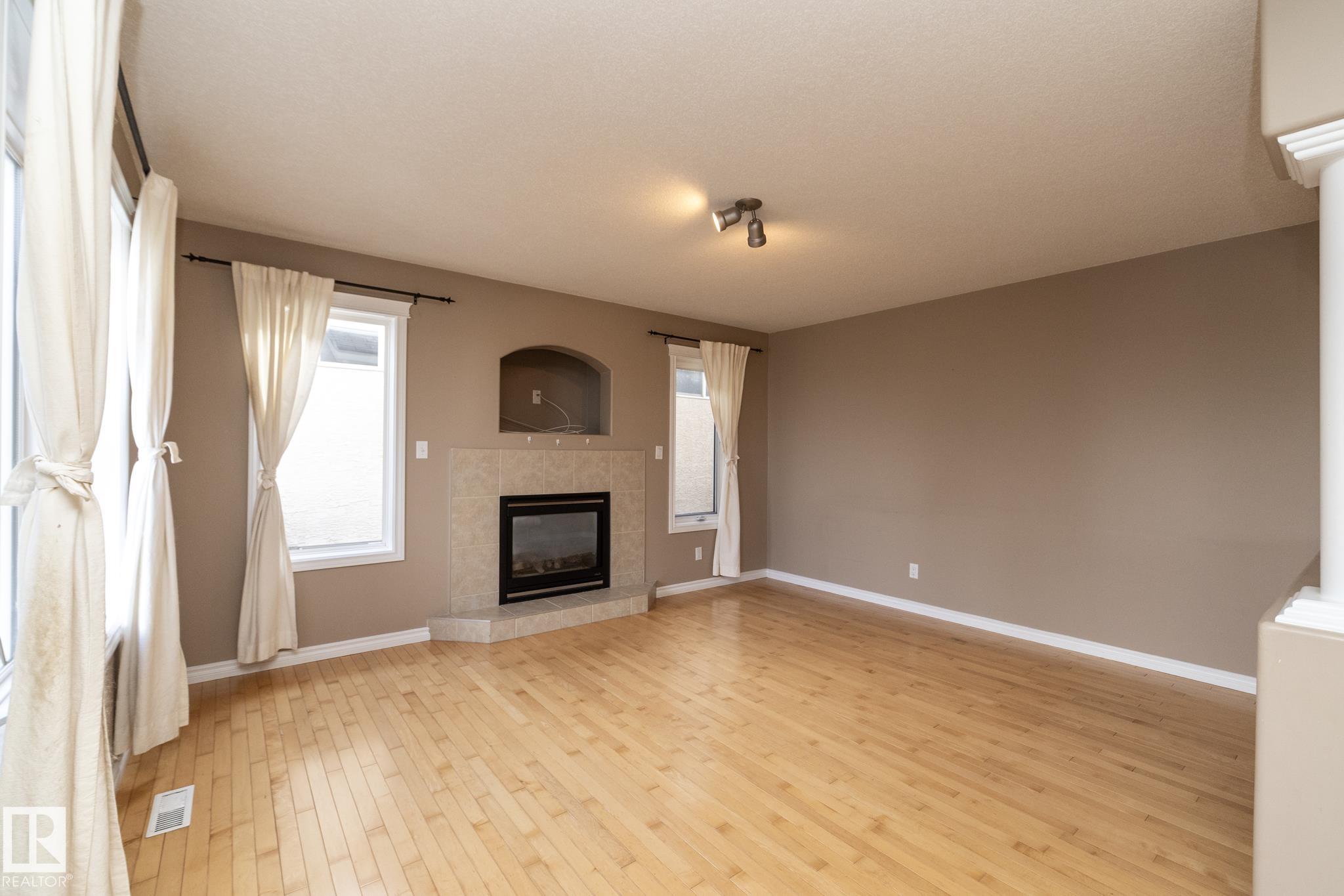 Photo 16 at 10620 183 Avenue NW, Chambery, Edmonton