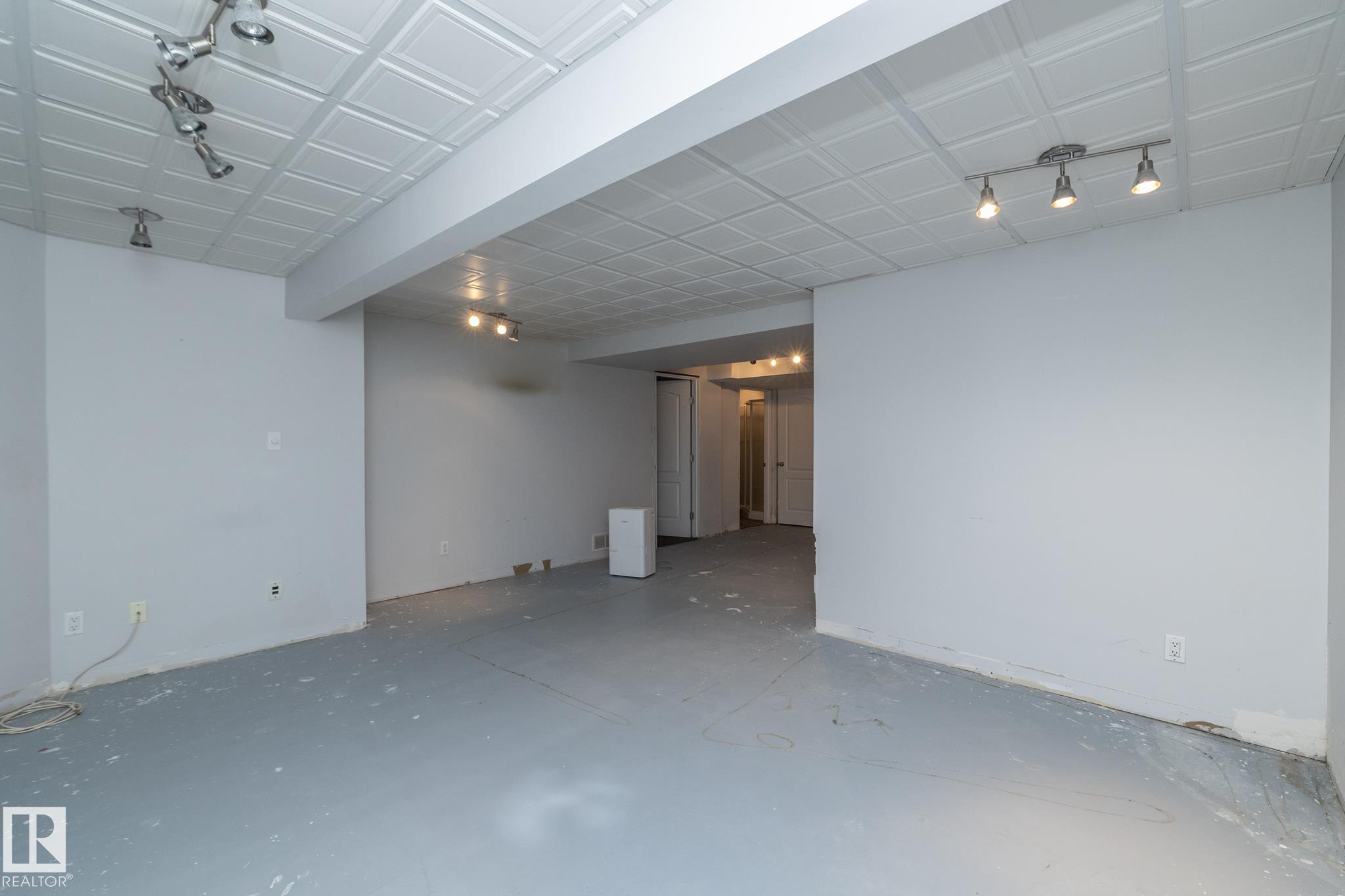 Photo 45 at 10620 183 Avenue NW, Chambery, Edmonton