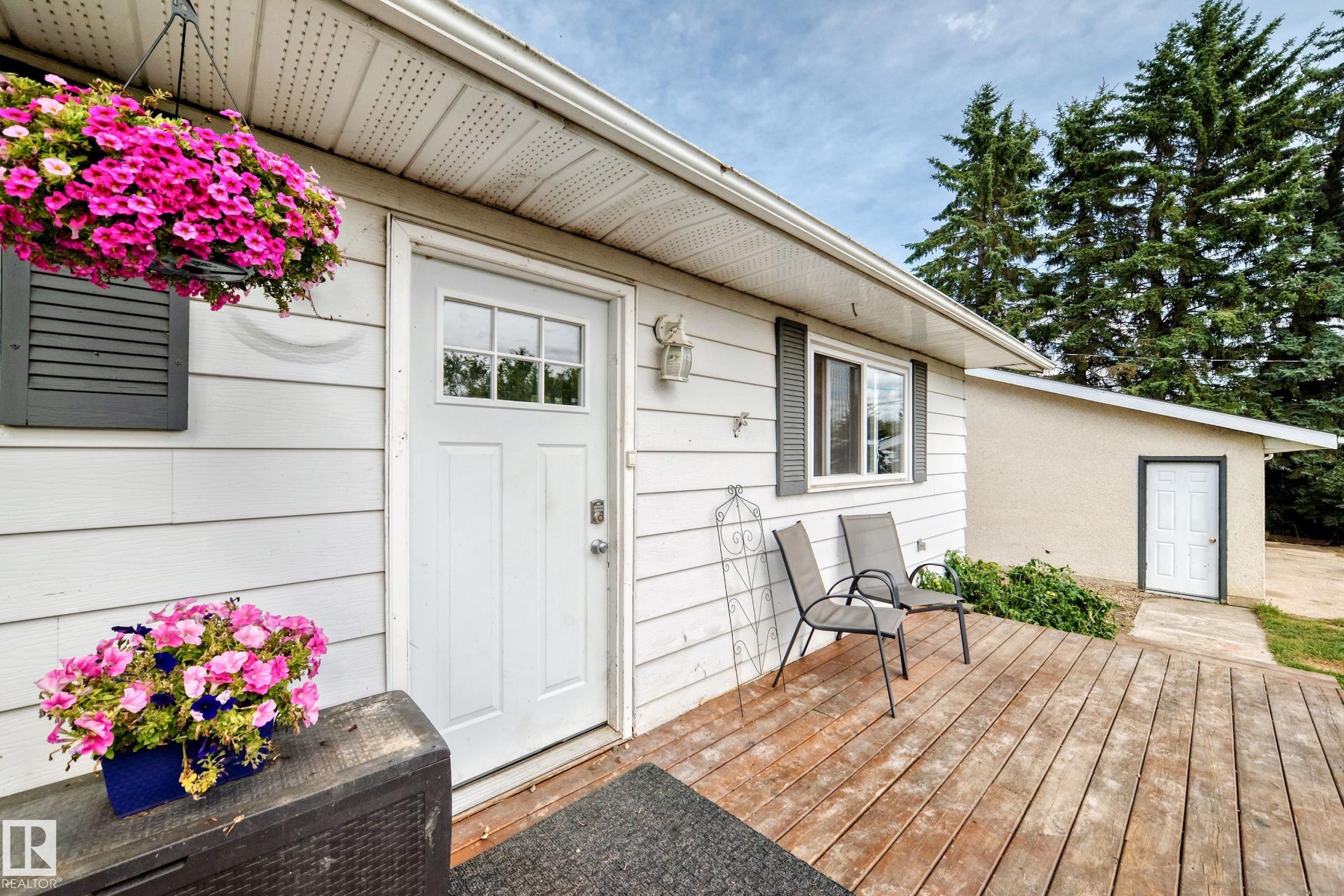 23230 Twp Road 520, Colchester Lane, Rural Strathcona County