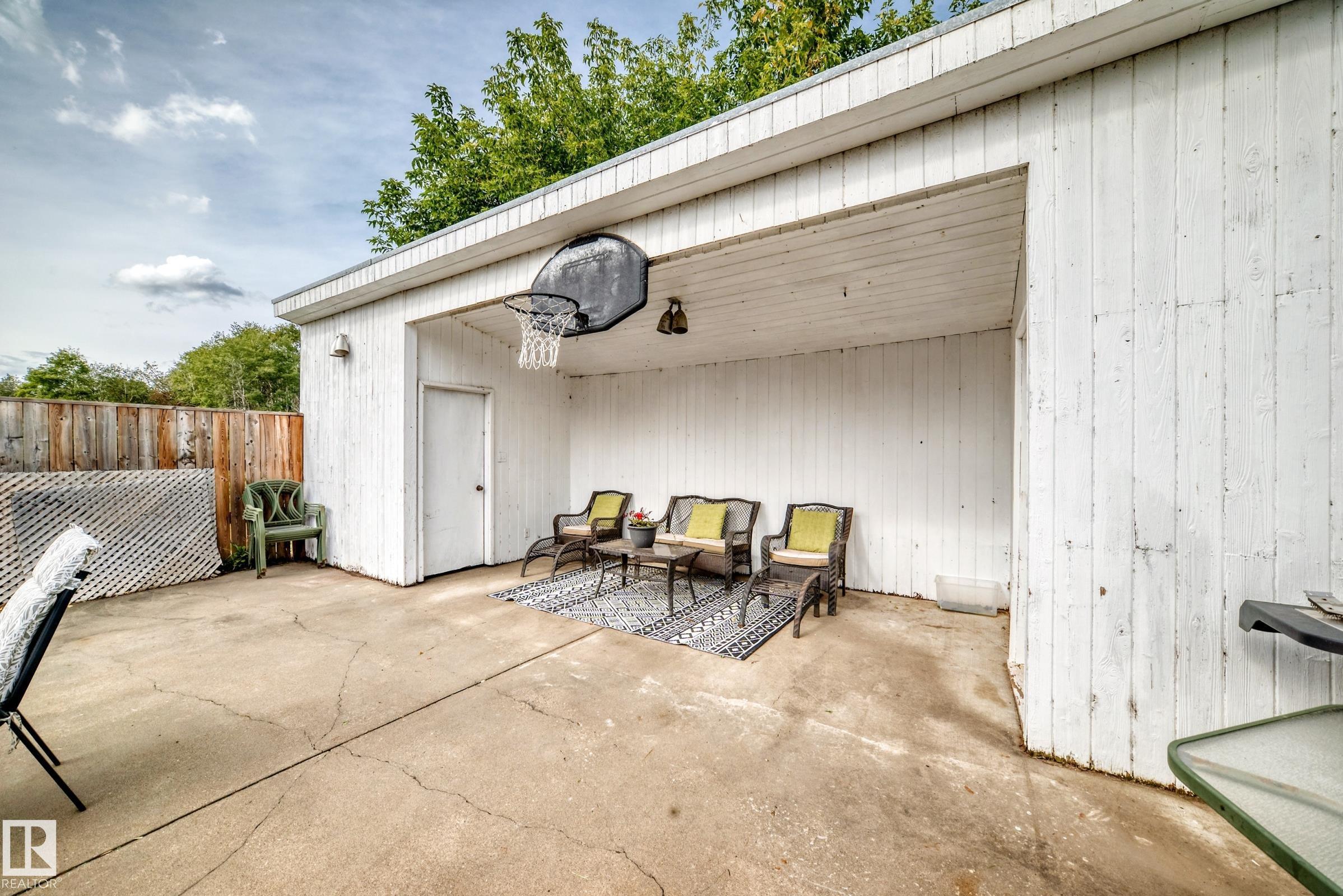 Photo 36 at 23230 Twp Road 520, Colchester Lane, Rural Strathcona County