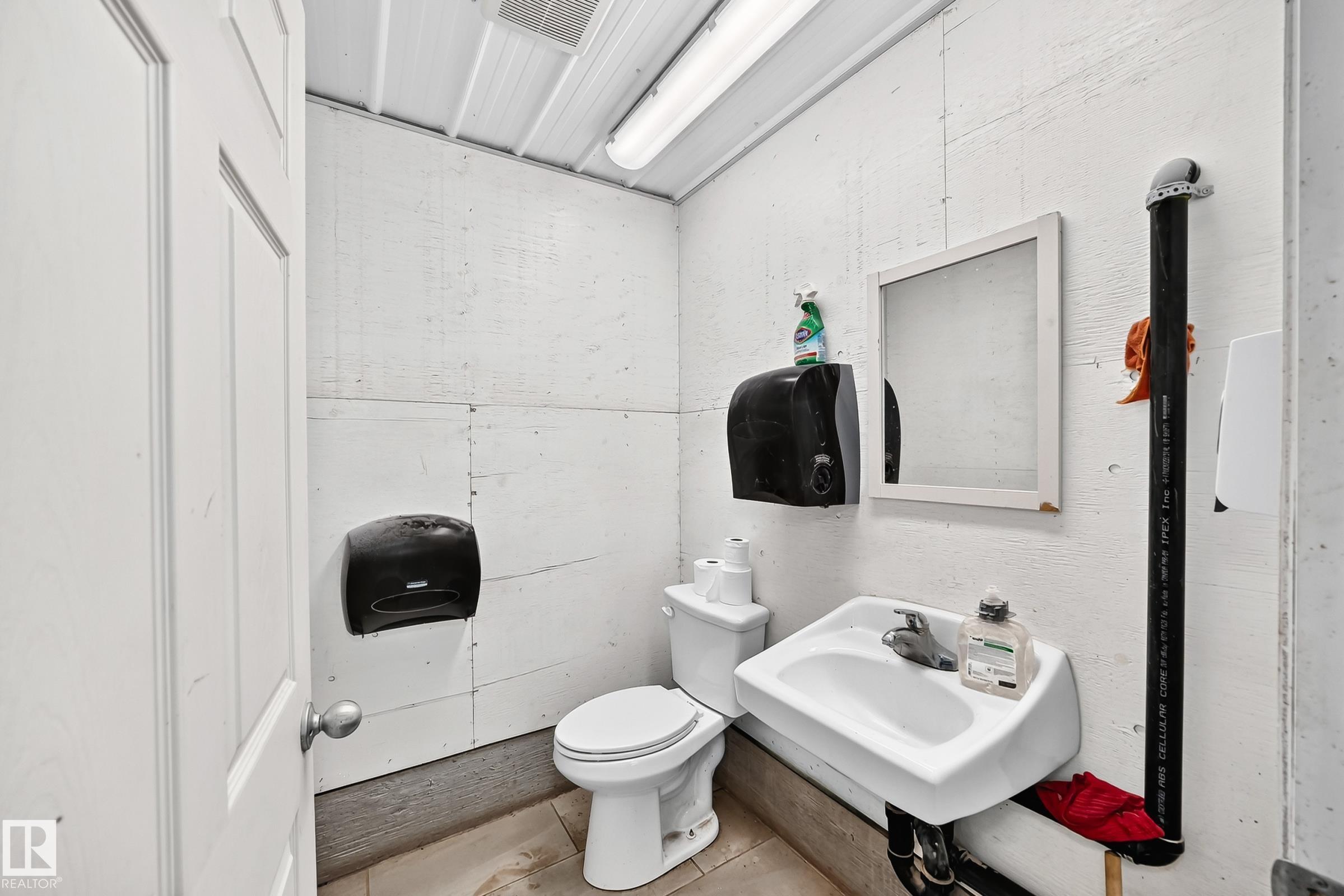 Photo 47 at 23230 Twp Road 520, Colchester Lane, Rural Strathcona County