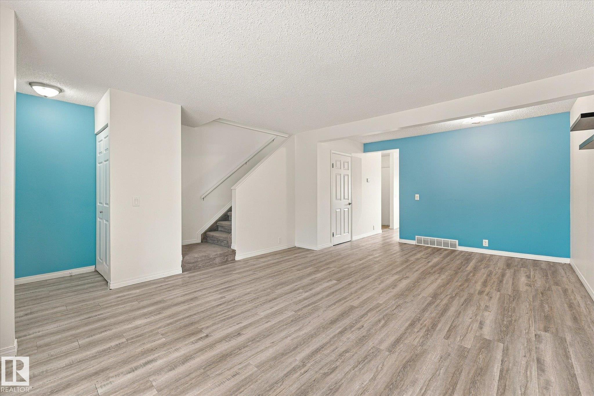 3 - 18010 98 Avenue NW, La Perle, Edmonton