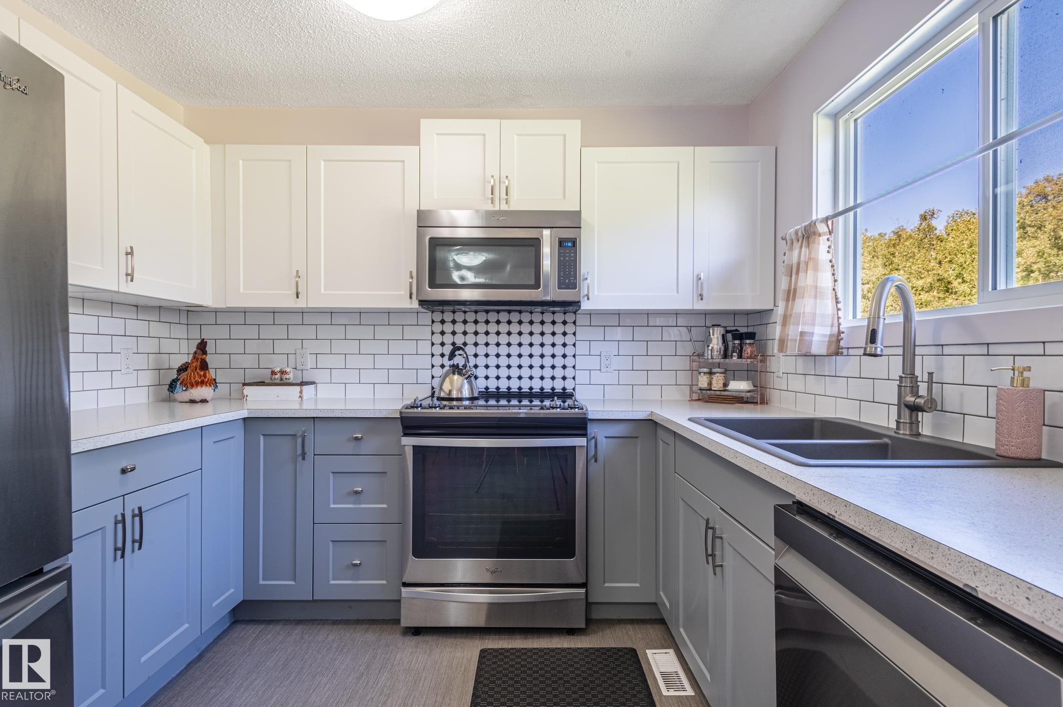 Photo 11 at 21508 Wye Road, None, Rural Strathcona County