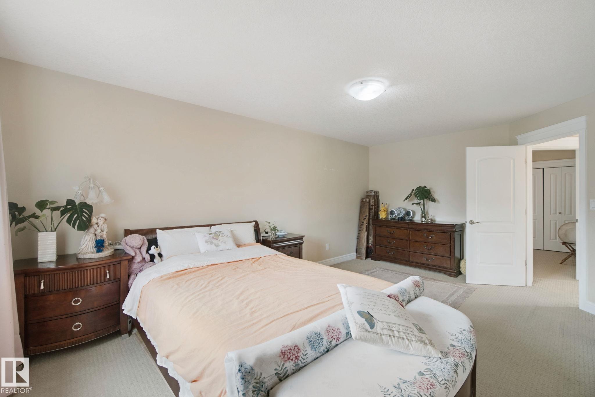 Photo 32 at 6415 Sandin Crescent NW, South Terwillegar, Edmonton